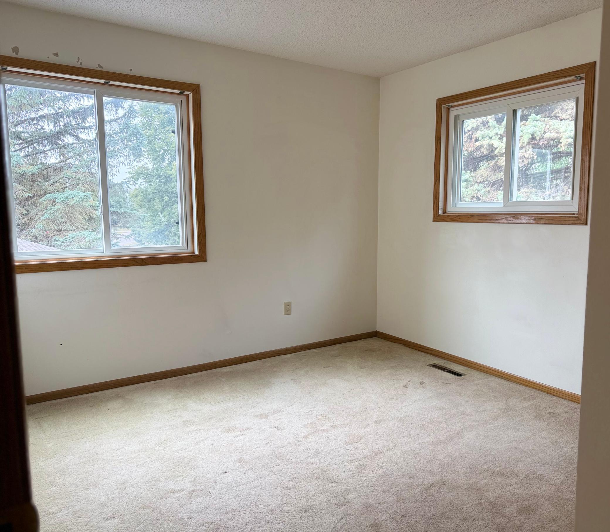 View of Residential at 2527 Wimbledon Place, Woodbury MN 55125, Woodbury (19 of 24) - Mike Wilen | Minnesota Team Real Estate