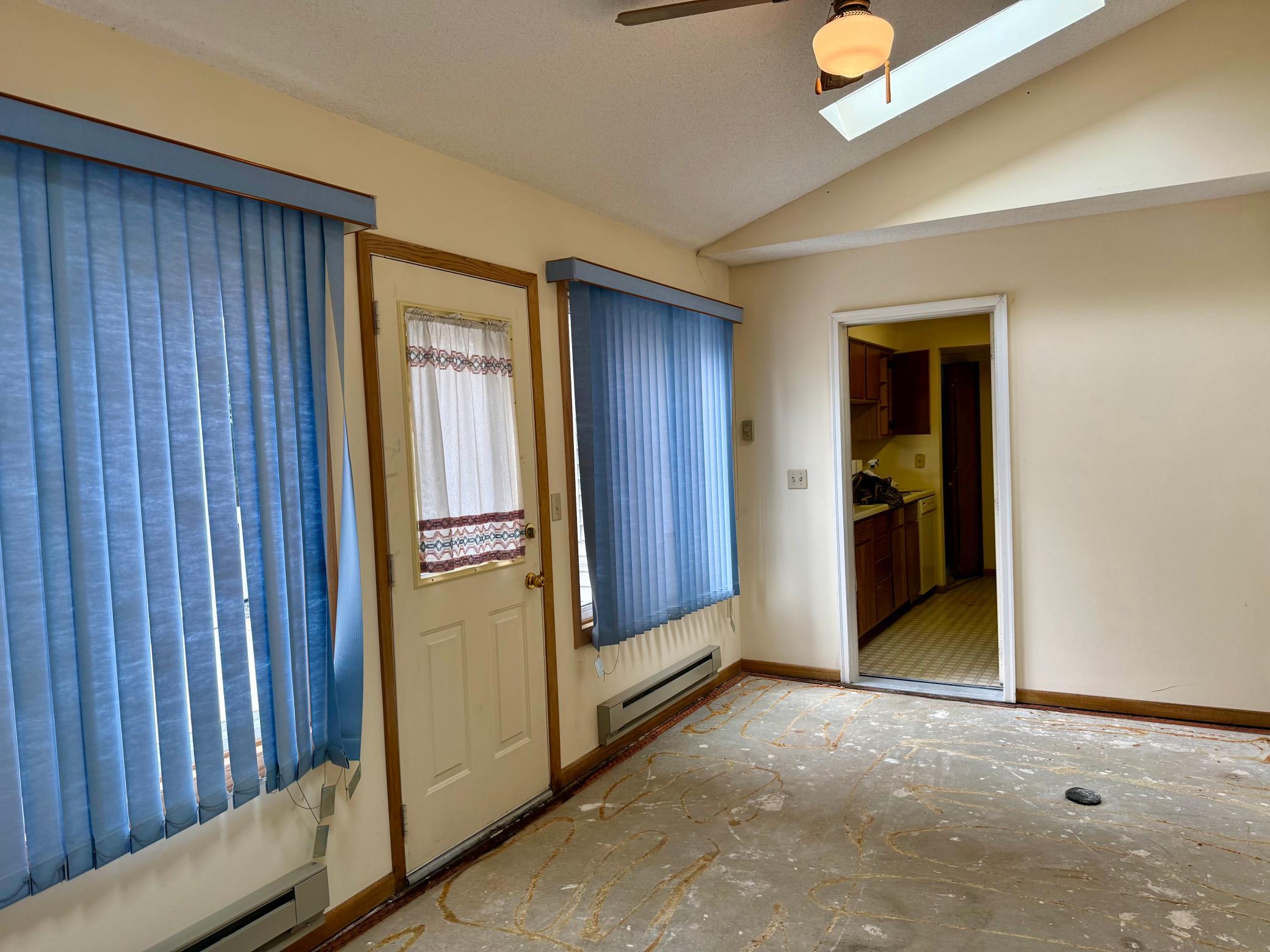 View of Residential at 2527 Wimbledon Place, Woodbury MN 55125, Woodbury (23 of 24) - Mike Wilen | Minnesota Team Real Estate