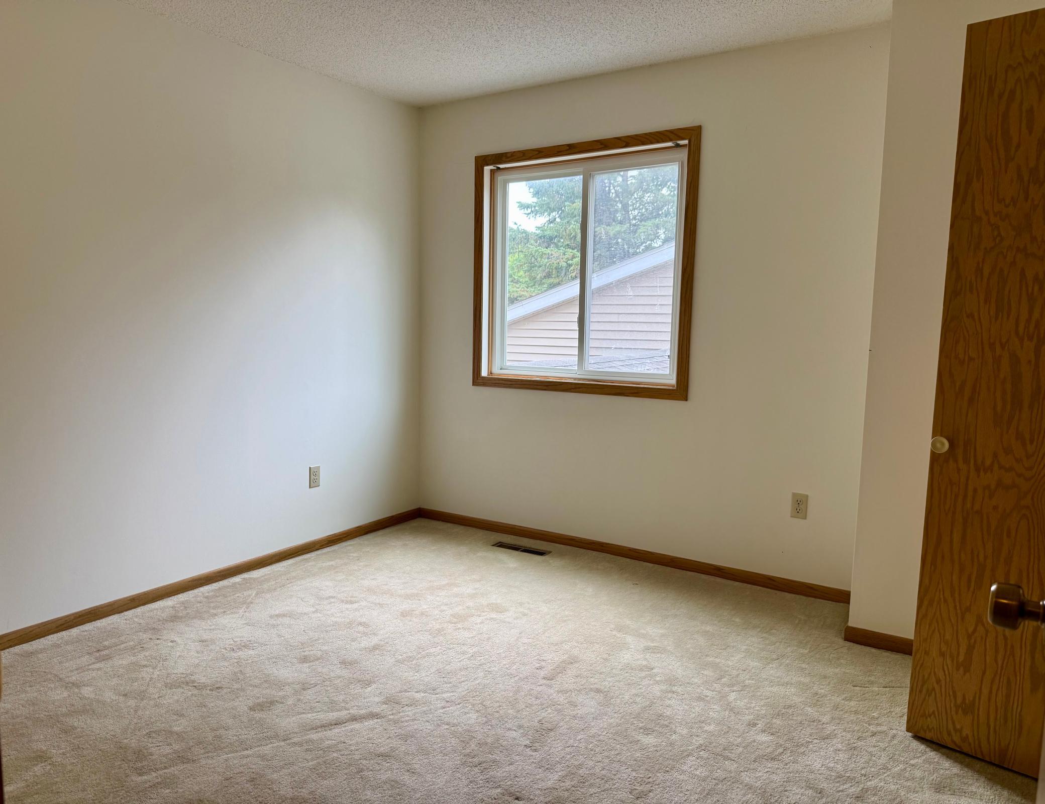 View of Residential at 2527 Wimbledon Place, Woodbury MN 55125, Woodbury (21 of 24) - Mike Wilen | Minnesota Team Real Estate