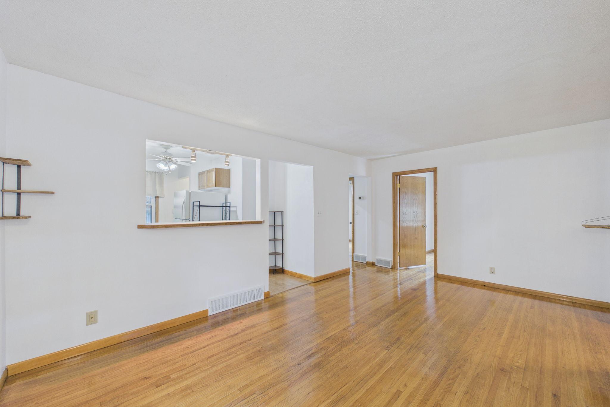 View of Residential at 1853 Taylor Avenue, Saint Paul MN 55104, Saint Paul (3 of 16) - Mike Wilen | Minnesota Team Real Estate