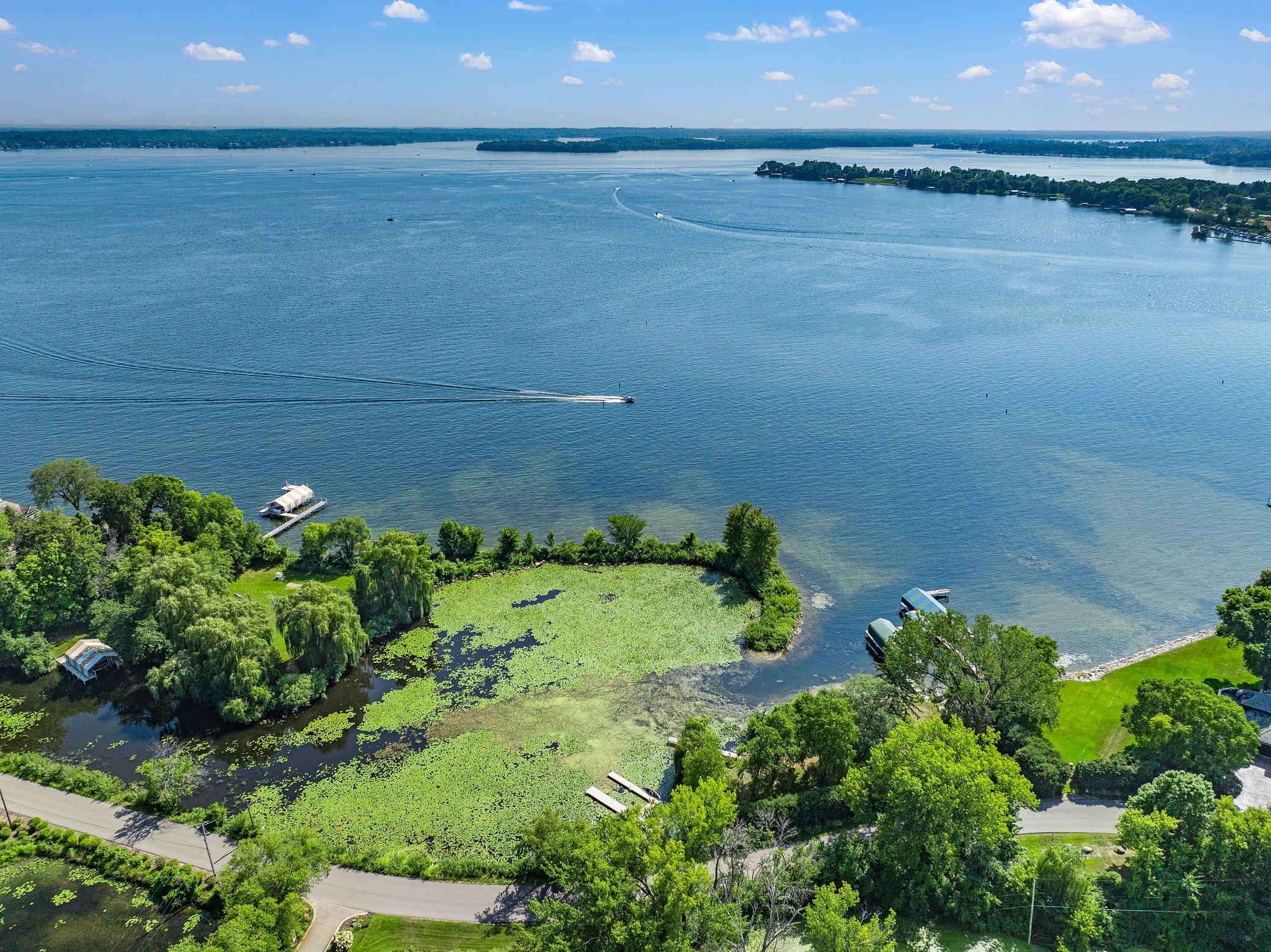 View of Residential at 1070 Ferndale Road, Wayzata MN 55391, Wayzata (132 of 143) - Mike Wilen | Minnesota Team Real Estate