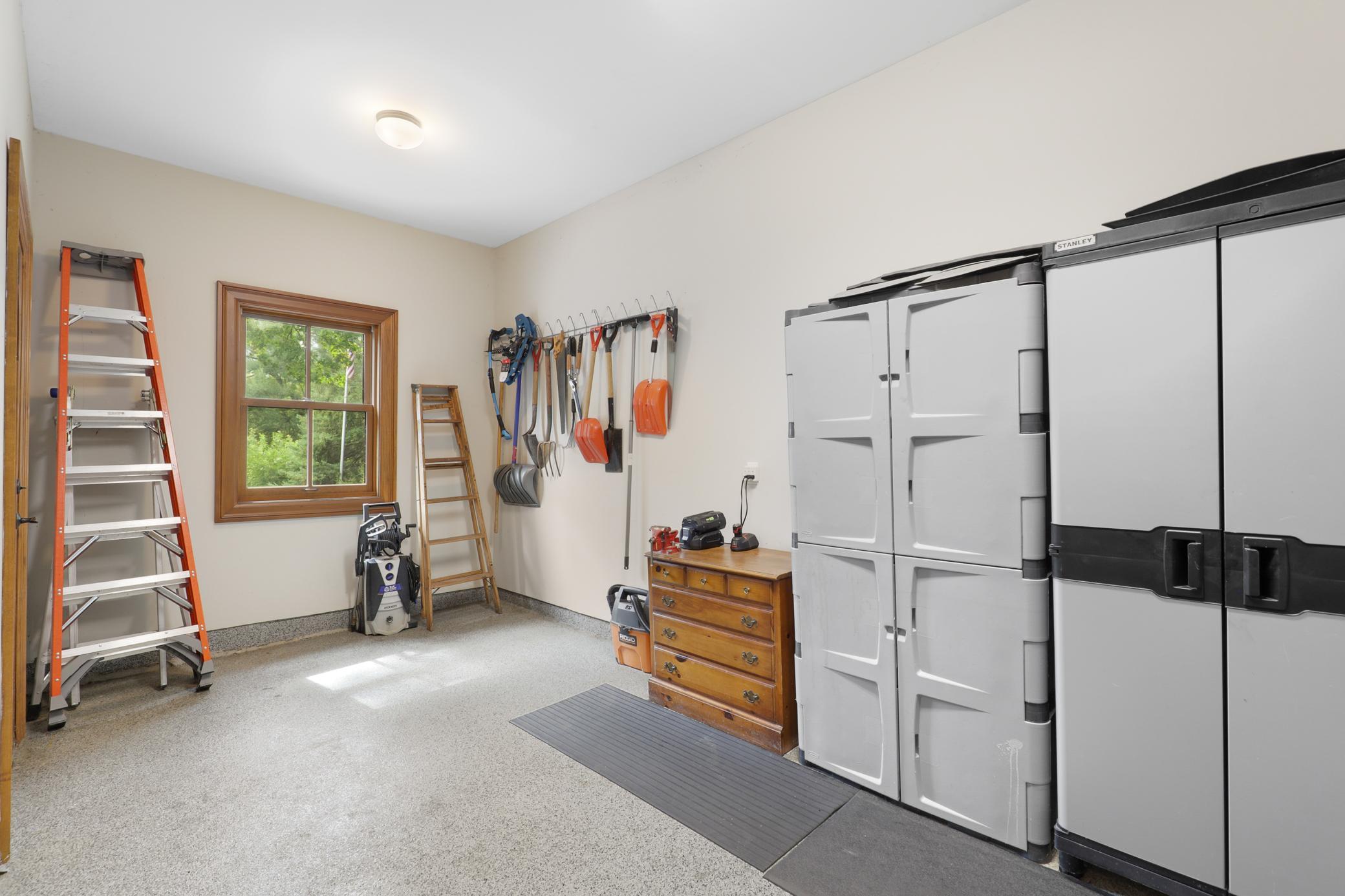 View of Residential at 1070 Ferndale Road, Wayzata MN 55391, Wayzata (105 of 143) - Mike Wilen | Minnesota Team Real Estate