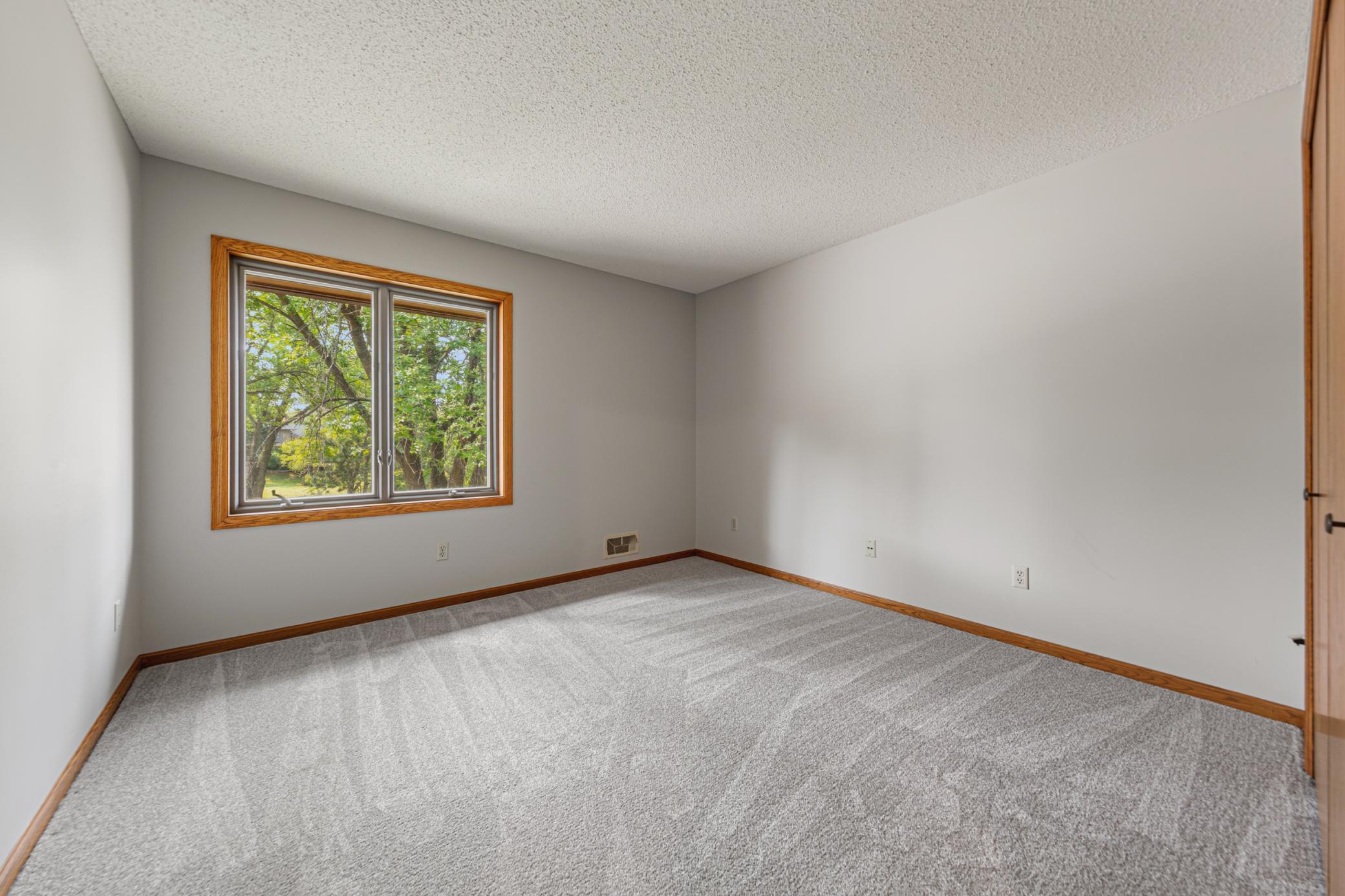 View of Residential at 14613 Carriage Lane, Burnsville MN 55306, Burnsville (38 of 41) - Mike Wilen | Minnesota Team Real Estate