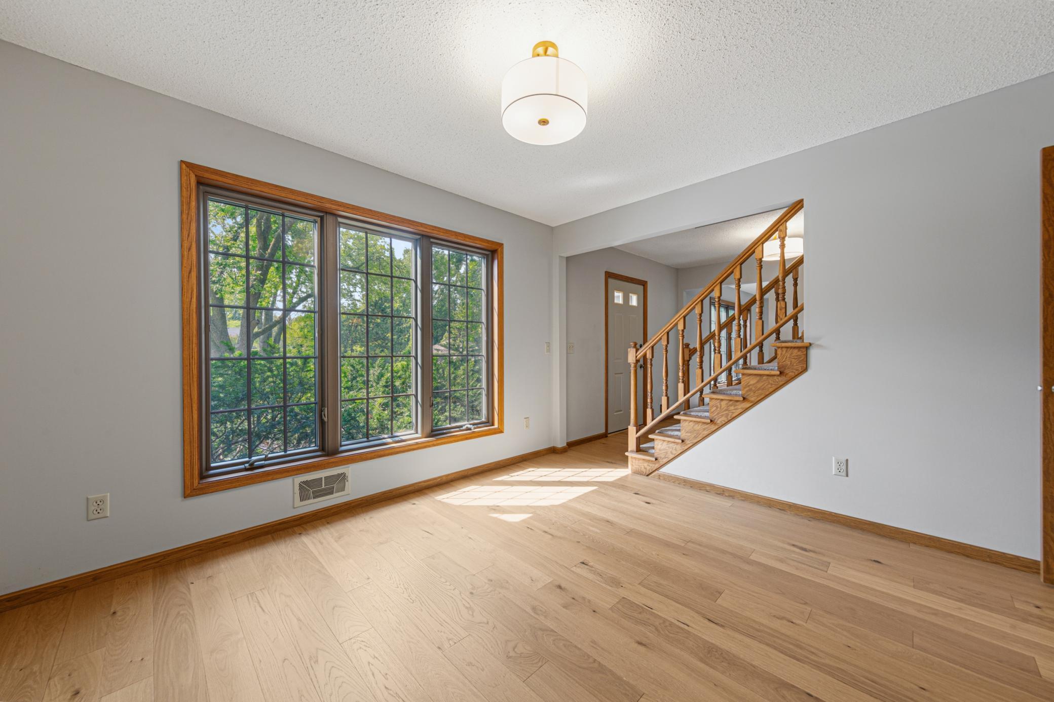 View of Residential at 14613 Carriage Lane, Burnsville MN 55306, Burnsville (27 of 41) - Mike Wilen | Minnesota Team Real Estate