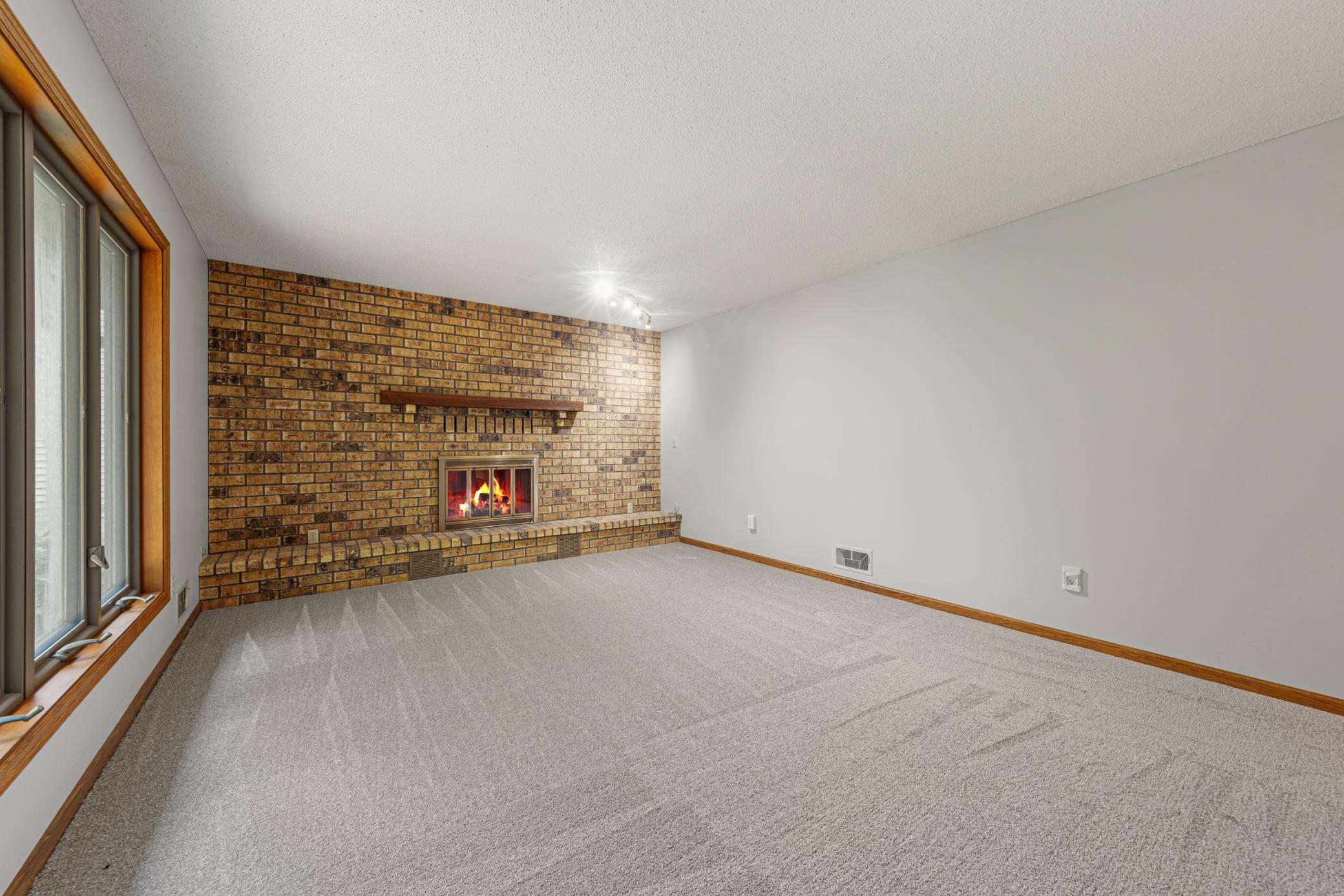 View of Residential at 14613 Carriage Lane, Burnsville MN 55306, Burnsville (24 of 41) - Mike Wilen | Minnesota Team Real Estate