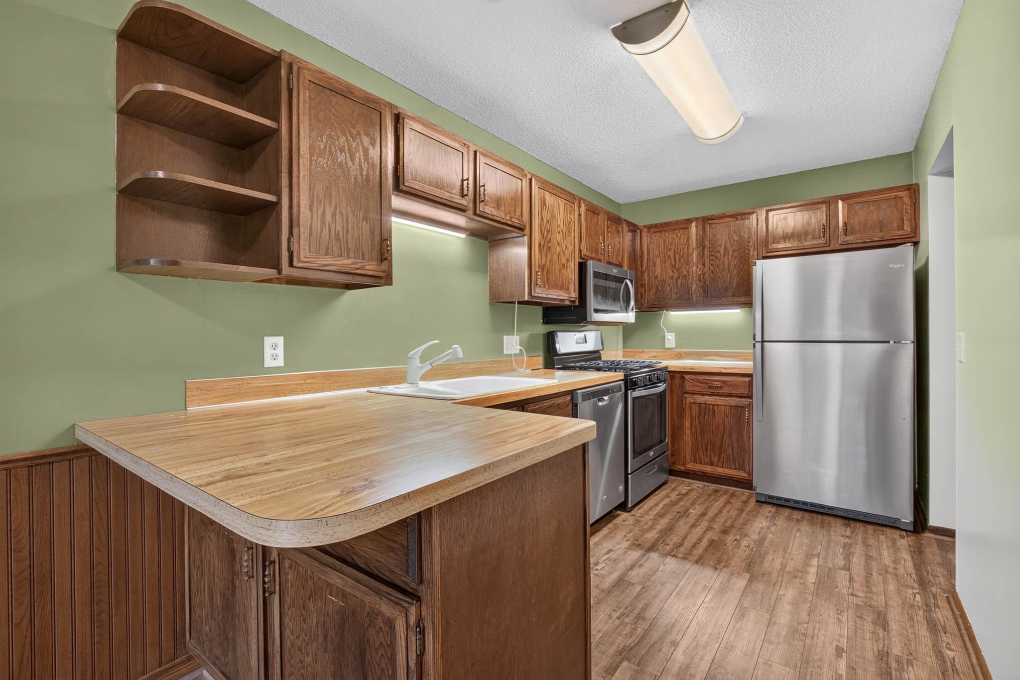 View of Residential at 7205 Pontiac Circle, Chanhassen MN 55317, Chanhassen (10 of 32) - Mike Wilen | Minnesota Team Real Estate