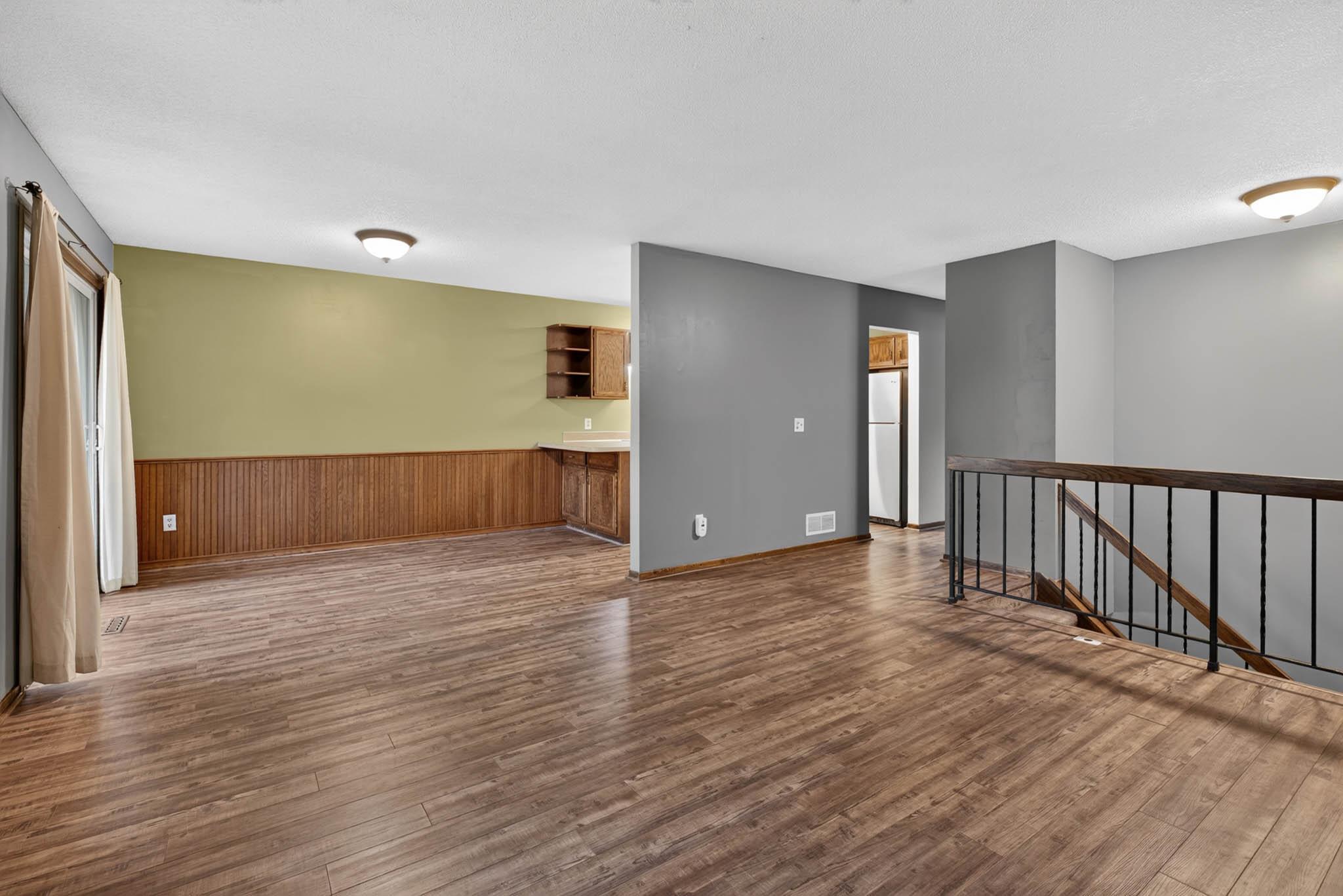View of Residential at 7205 Pontiac Circle, Chanhassen MN 55317, Chanhassen (8 of 32) - Mike Wilen | Minnesota Team Real Estate