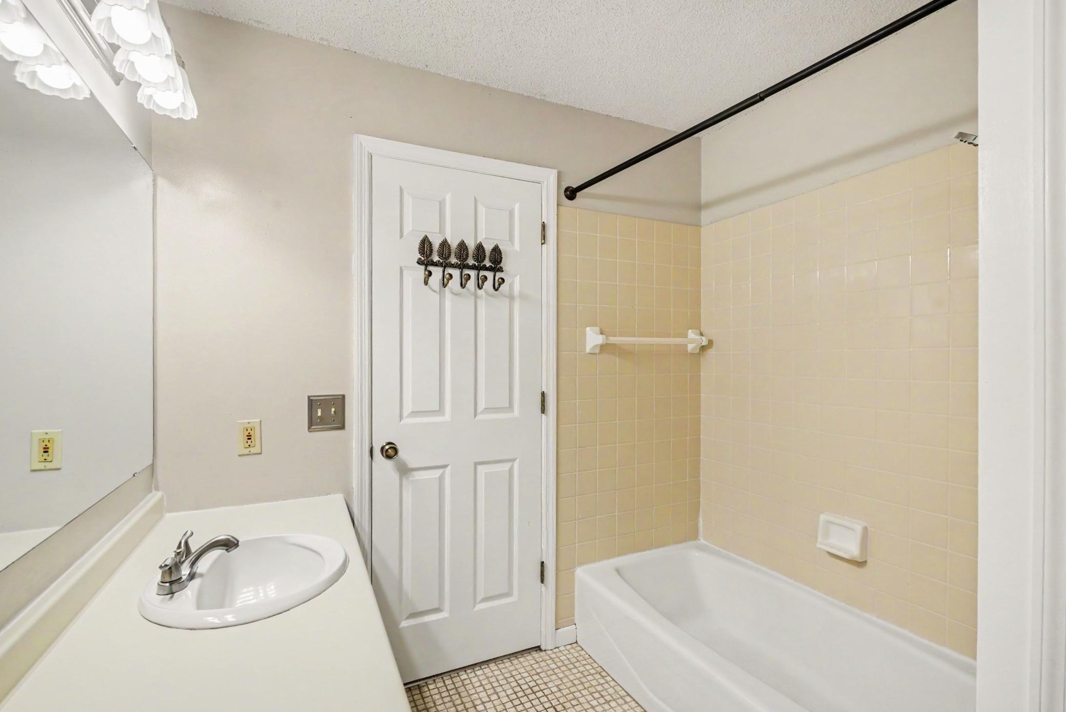 View of Residential at 4213 Oakmede Lane #120D, White Bear Lake MN 55110, White Bear Lake (24 of 32) - Mike Wilen | Minnesota Team Real Estate