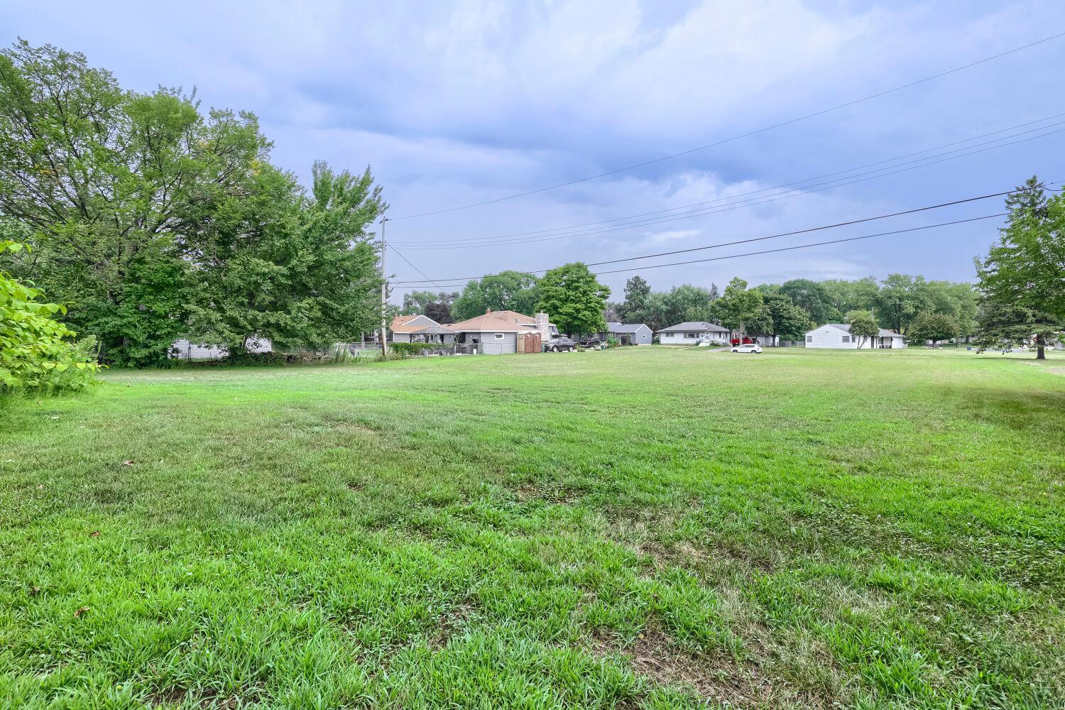 View of Residential at 6520 Brooklyn Boulevard, Brooklyn Center MN 55429, Brooklyn Center (26 of 28) - Mike Wilen | Minnesota Team Real Estate