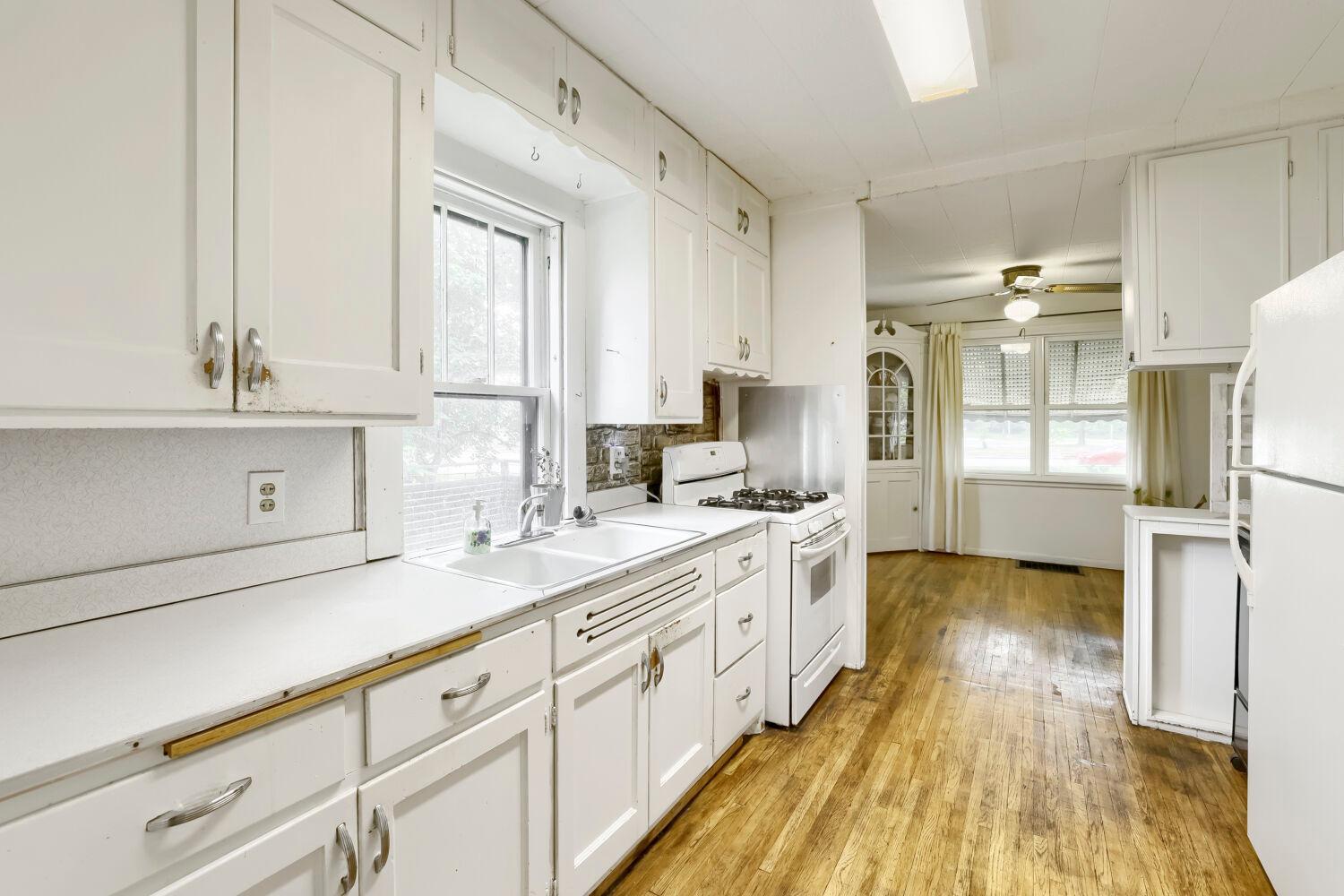 View of Residential at 6520 Brooklyn Boulevard, Brooklyn Center MN 55429, Brooklyn Center (12 of 28) - Mike Wilen | Minnesota Team Real Estate
