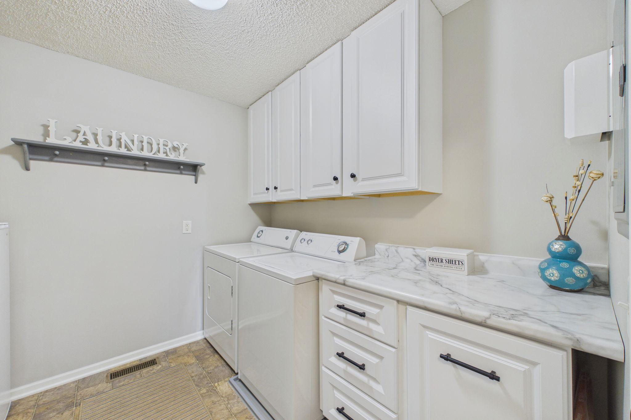 View of Residential at 1240 County Road D #3, Maplewood MN 55109, Maplewood (12 of 28) - Mike Wilen | Minnesota Team Real Estate