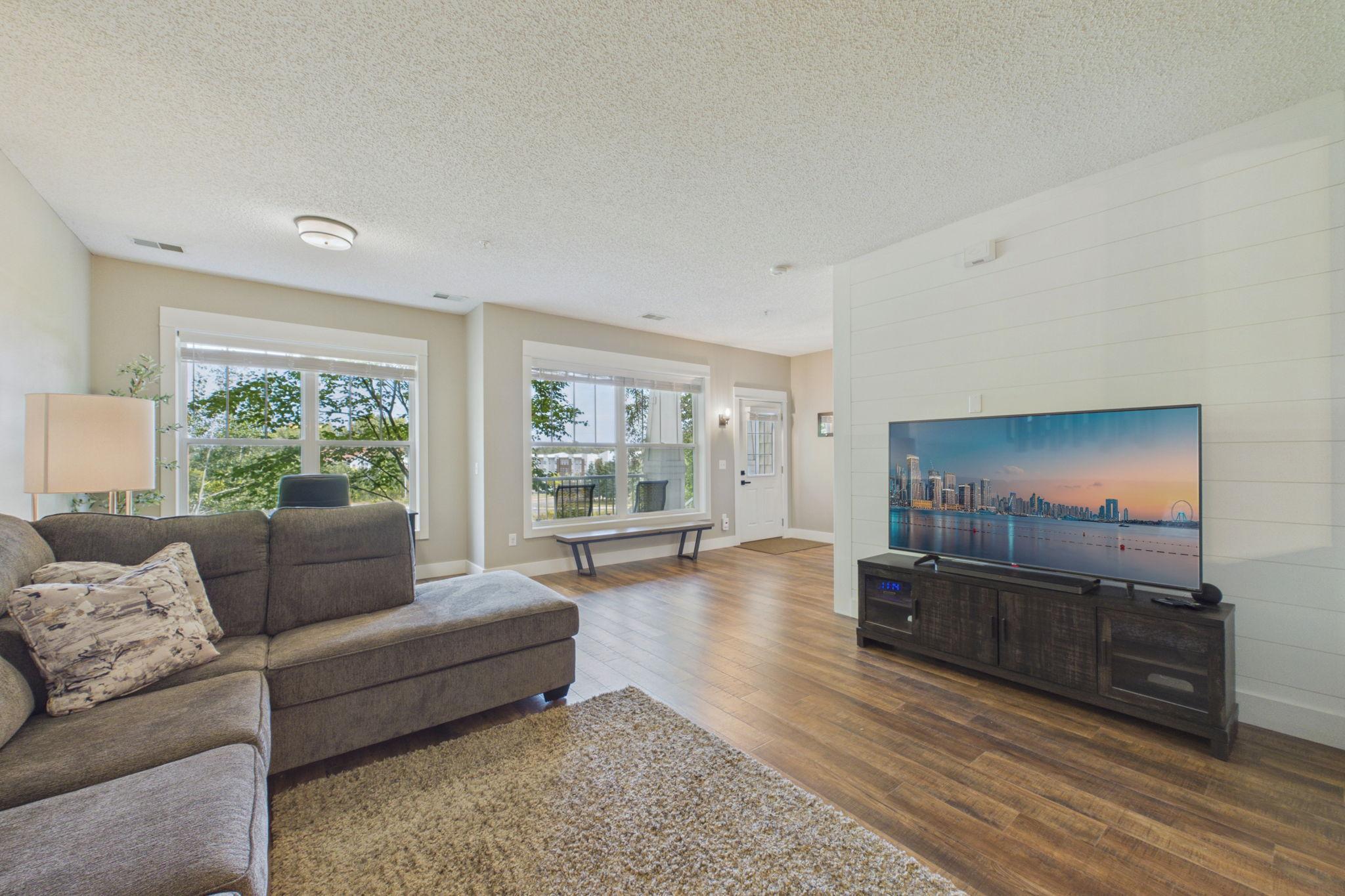 View of Residential at 1240 County Road D #3, Maplewood MN 55109, Maplewood (4 of 28) - Mike Wilen | Minnesota Team Real Estate