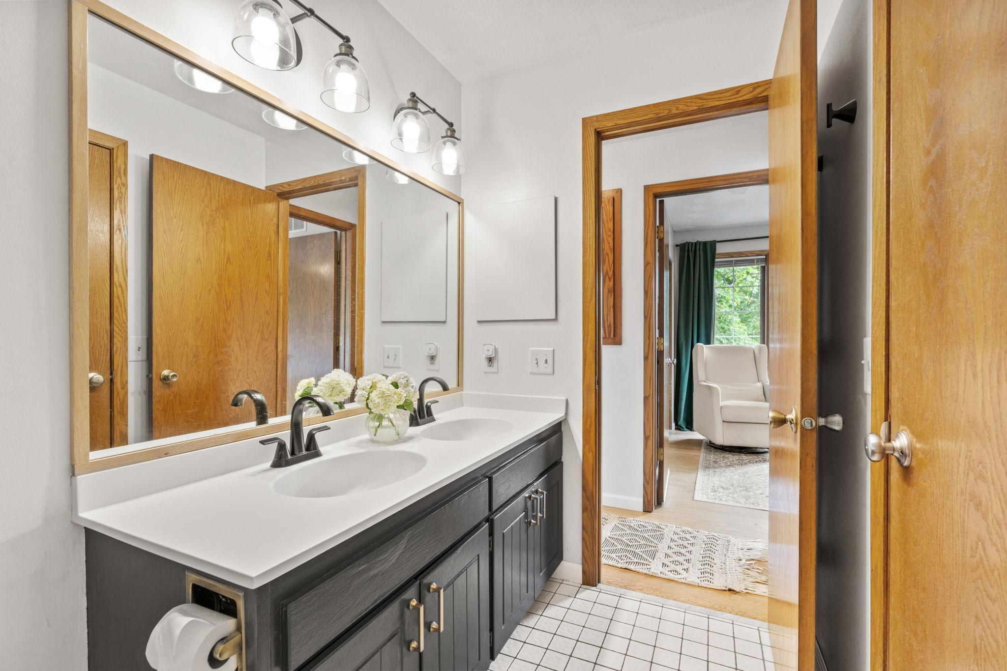 View of Residential at 8632 Seasons Court, Woodbury MN 55125, Woodbury (21 of 49) - Mike Wilen | Minnesota Team Real Estate