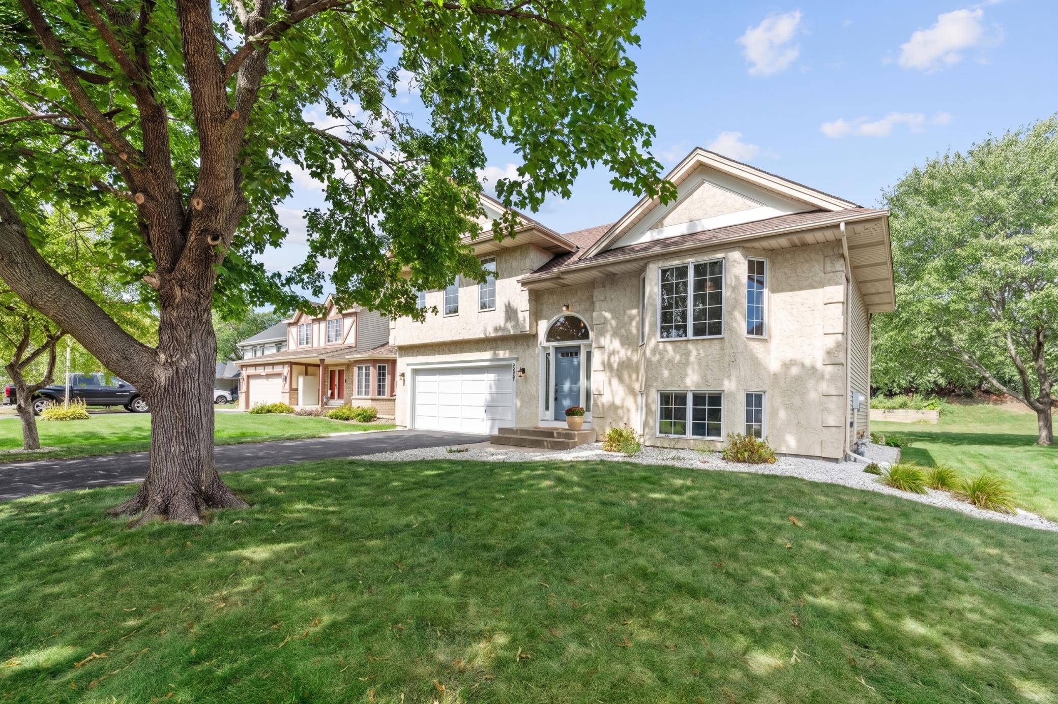 View of Residential at 8632 Seasons Court, Woodbury MN 55125, Woodbury (32 of 49) - Mike Wilen | Minnesota Team Real Estate
