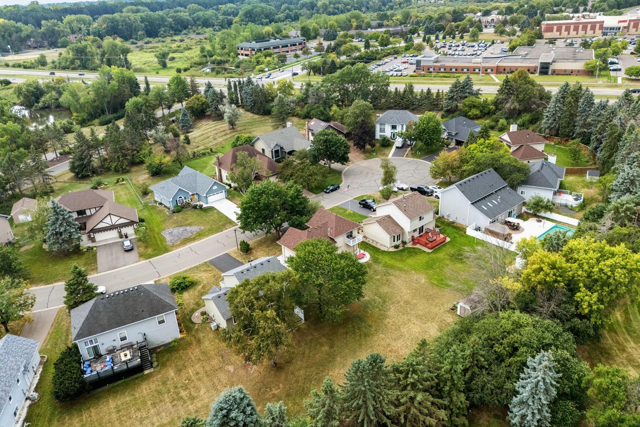 View of Residential at 8632 Seasons Court, Woodbury MN 55125, Woodbury (43 of 49) - Mike Wilen | Minnesota Team Real Estate