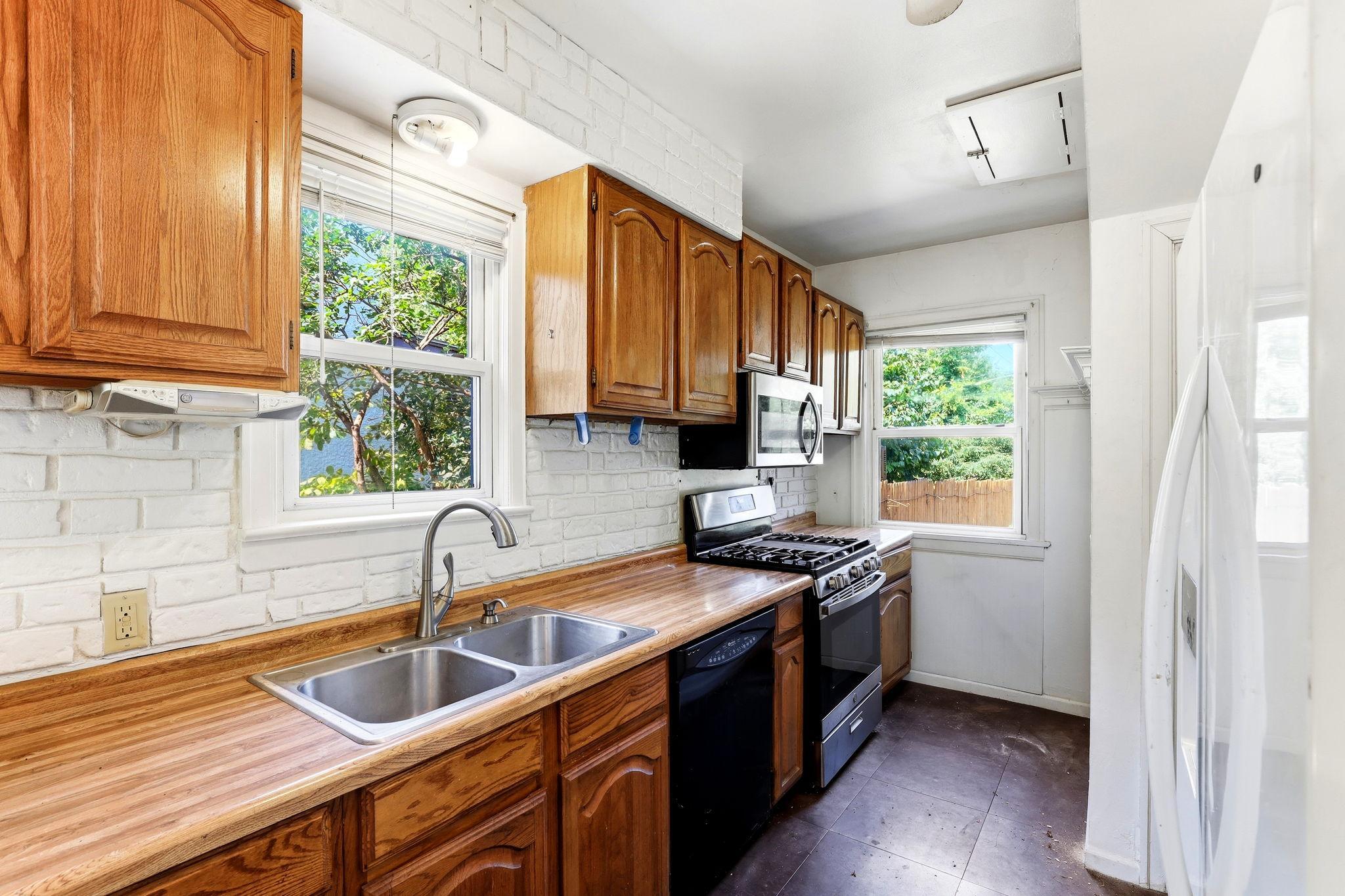 View of Residential at 251 Stevens Street, Saint Paul MN 55107, Saint Paul (9 of 25) - Mike Wilen | Minnesota Team Real Estate
