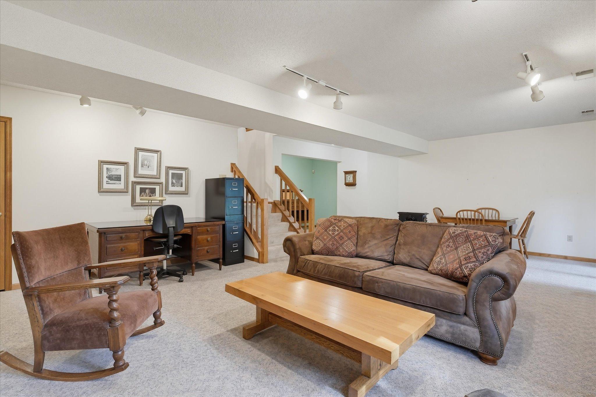 View of Residential at 1900 Victoria Road #J, Mendota Heights MN 55118, Mendota Heights (30 of 55) - Mike Wilen | Minnesota Team Real Estate