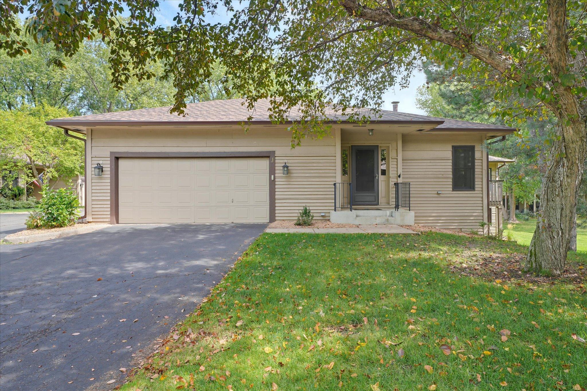 View of Residential at 1900 Victoria Road #J, Mendota Heights MN 55118, Mendota Heights (54 of 55) - Mike Wilen | Minnesota Team Real Estate
