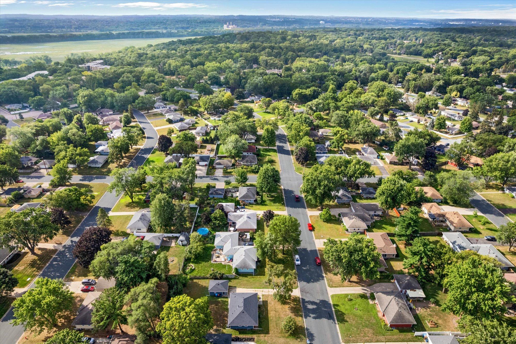 View of Residential at 9119 Bloomington Avenue, Bloomington MN 55425, Bloomington (36 of 38) - Mike Wilen | Minnesota Team Real Estate