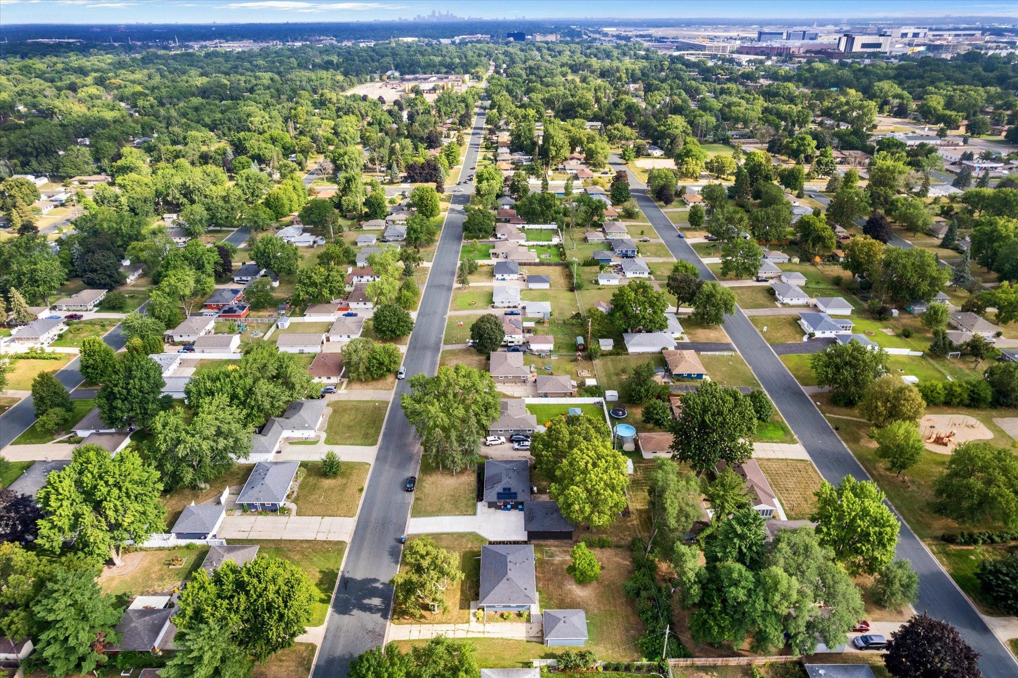 View of Residential at 9119 Bloomington Avenue, Bloomington MN 55425, Bloomington (34 of 38) - Mike Wilen | Minnesota Team Real Estate