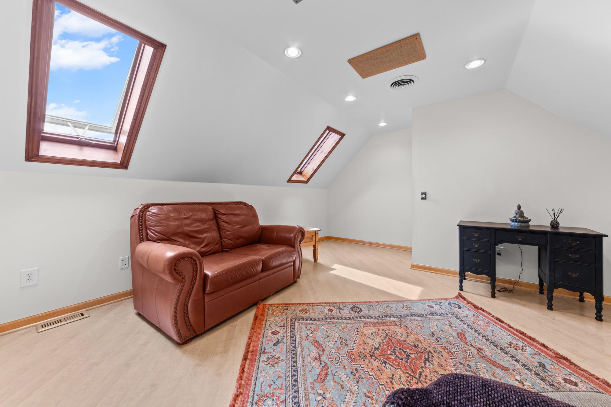 View of Residential at 4226 Pillsbury Avenue, Minneapolis MN 55409, Minneapolis (21 of 39) - Mike Wilen | Minnesota Team Real Estate