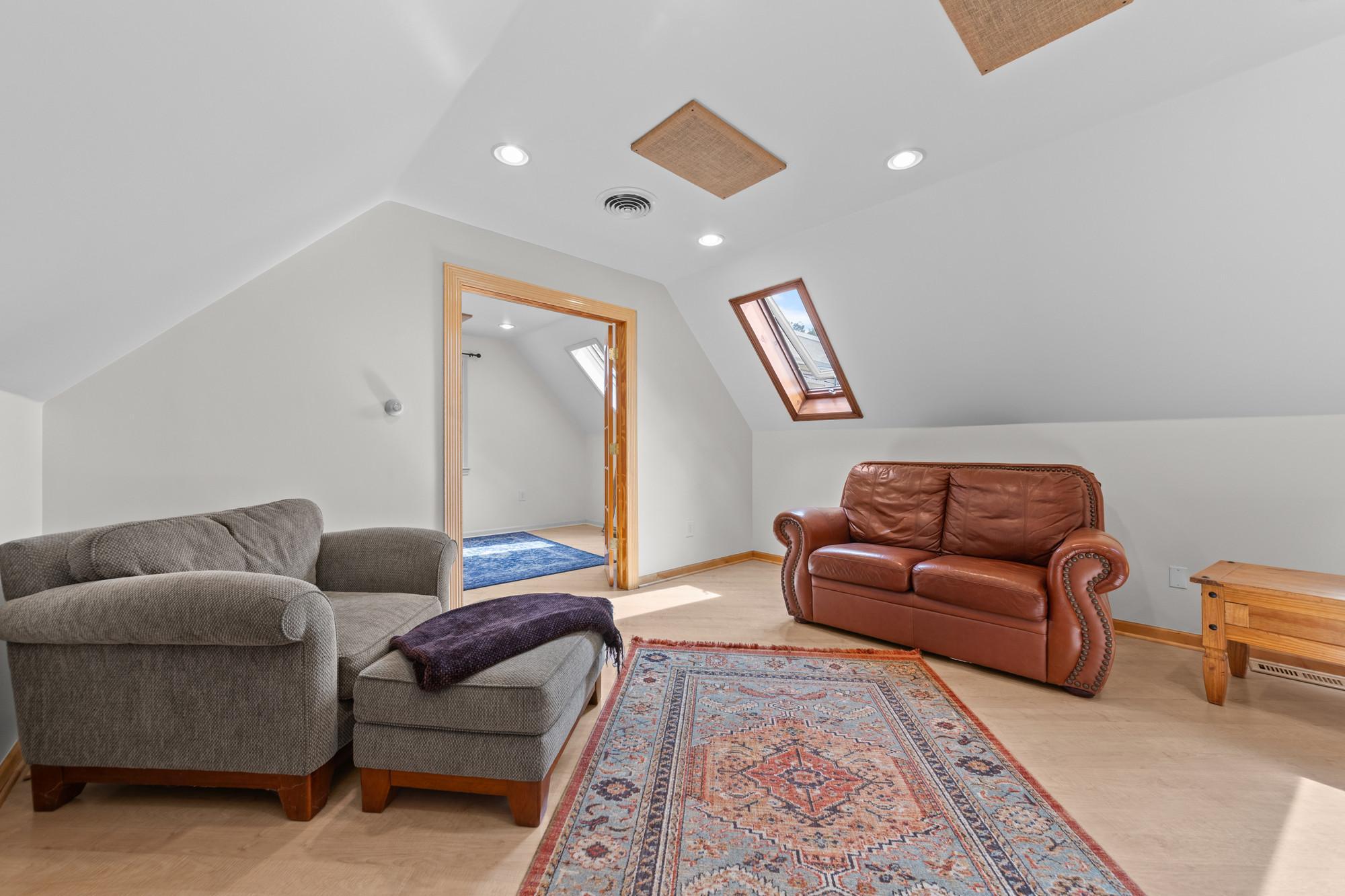 View of Residential at 4226 Pillsbury Avenue, Minneapolis MN 55409, Minneapolis (23 of 39) - Mike Wilen | Minnesota Team Real Estate