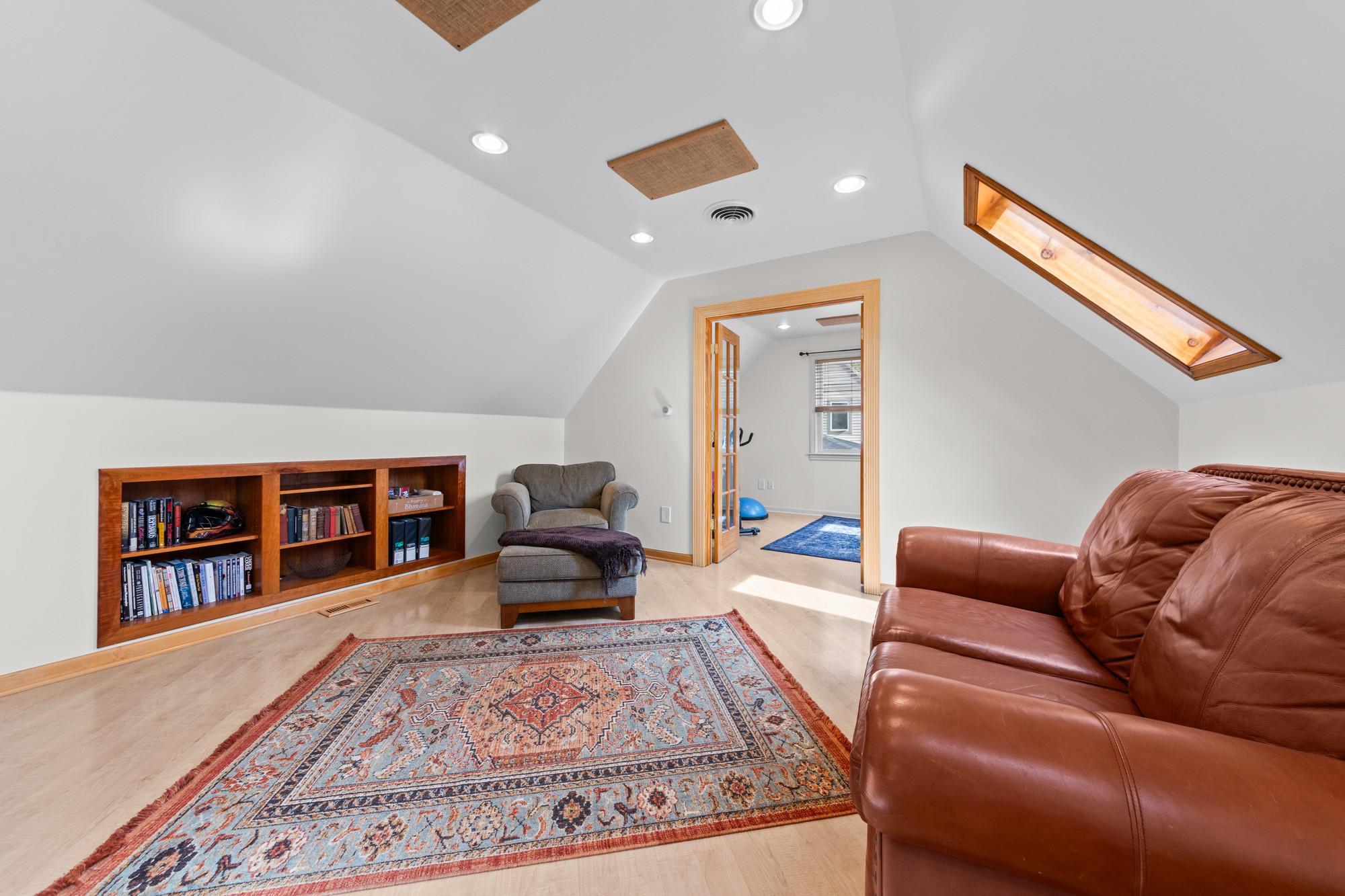 View of Residential at 4226 Pillsbury Avenue, Minneapolis MN 55409, Minneapolis (22 of 39) - Mike Wilen | Minnesota Team Real Estate
