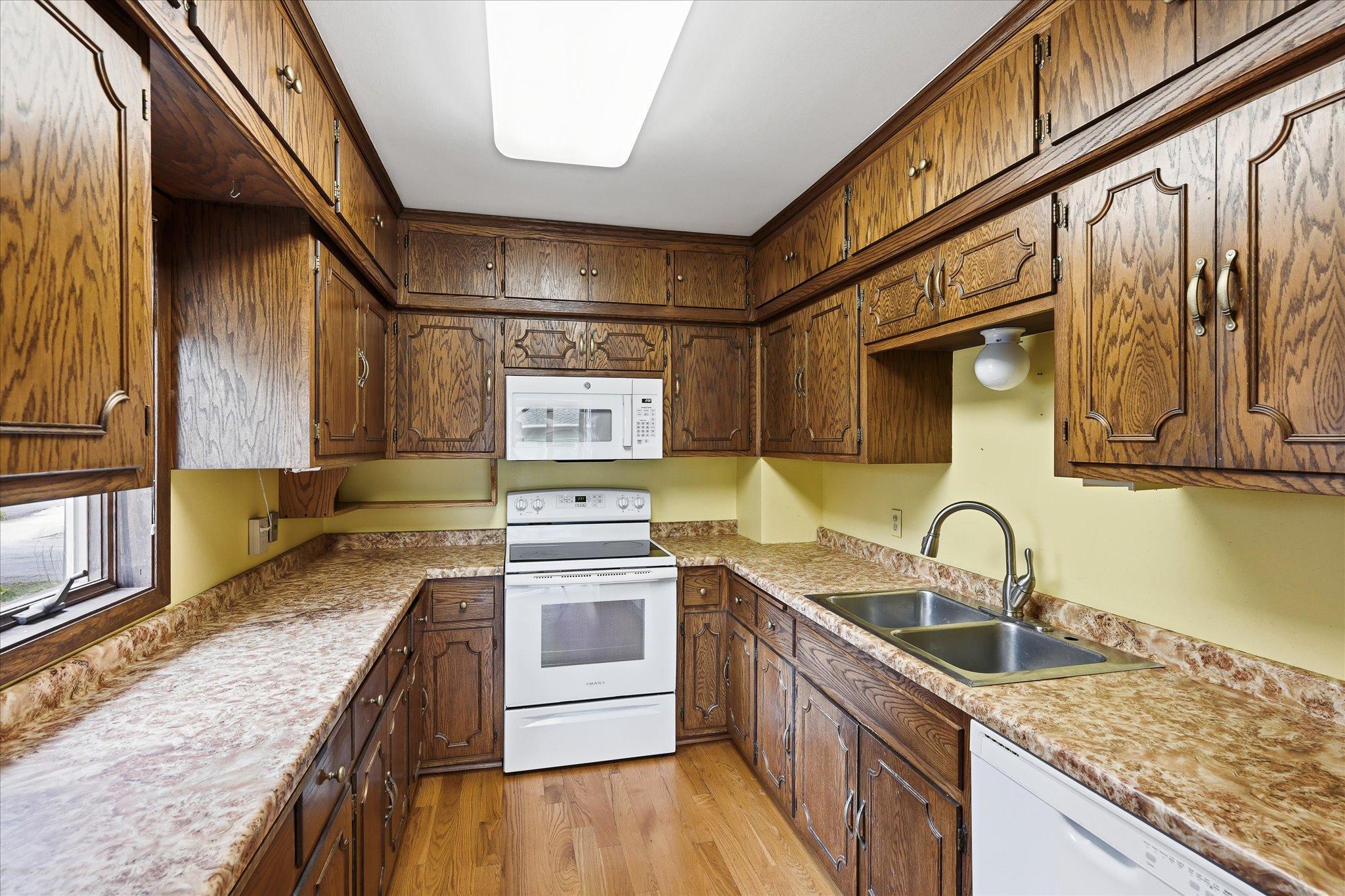 View of Residential at 1918 Clear Avenue, Saint Paul MN 55119, Saint Paul (7 of 32) - Mike Wilen | Minnesota Team Real Estate