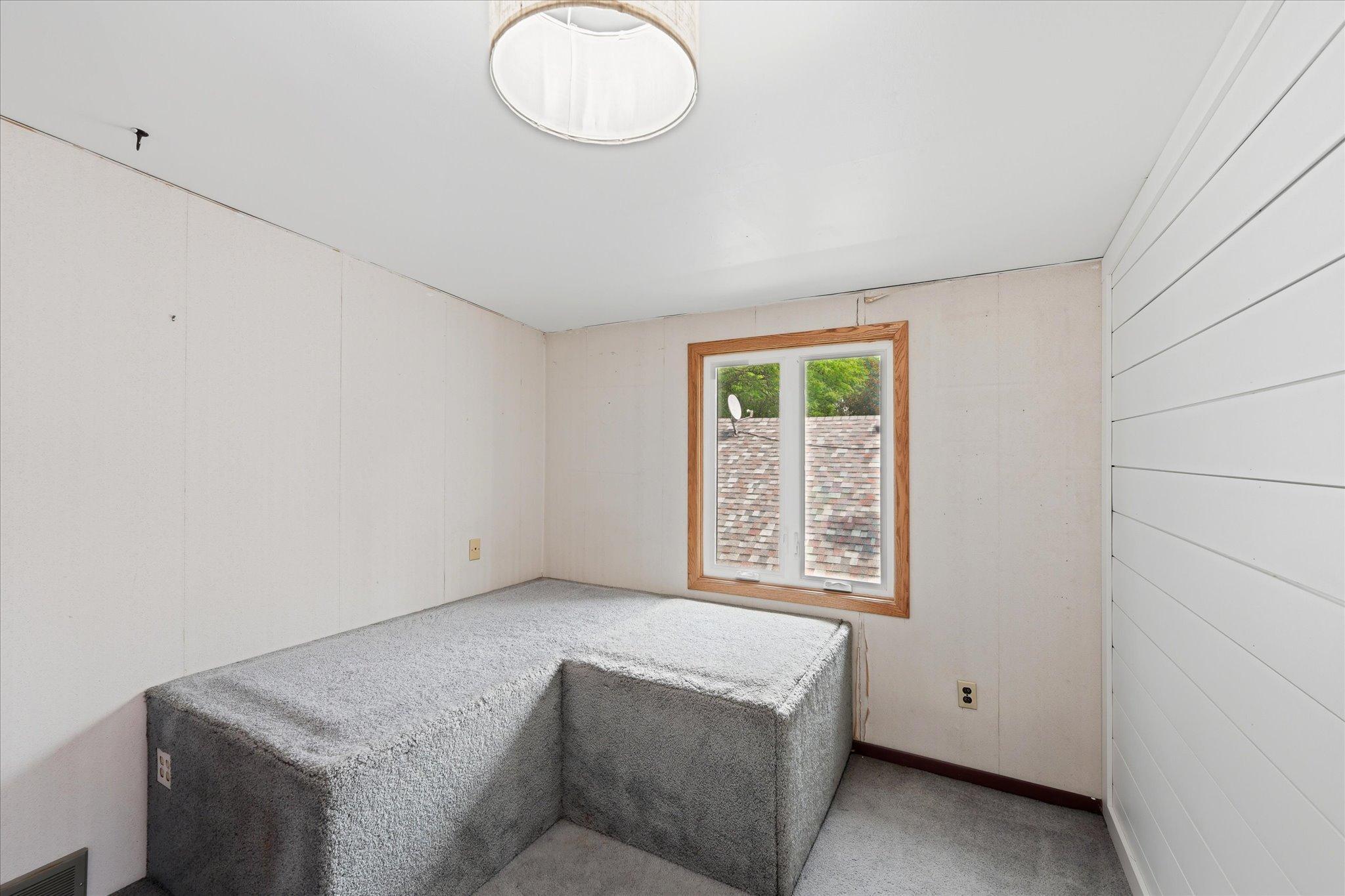 View of Residential at 1918 Clear Avenue, Saint Paul MN 55119, Saint Paul (22 of 32) - Mike Wilen | Minnesota Team Real Estate