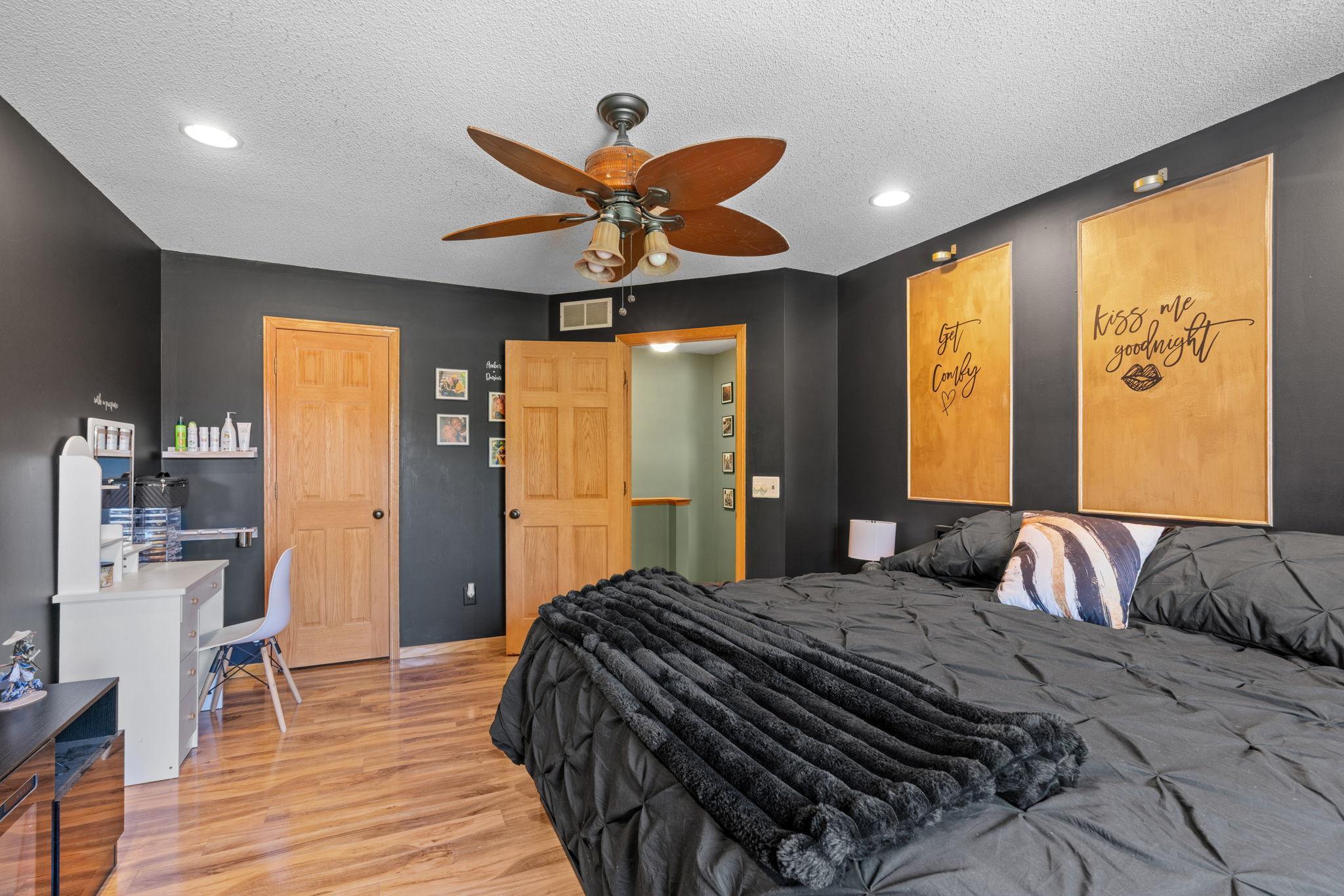 View of Residential at 14260 Estates Avenue, Apple Valley MN 55124, Apple Valley (18 of 34) - Mike Wilen | Minnesota Team Real Estate