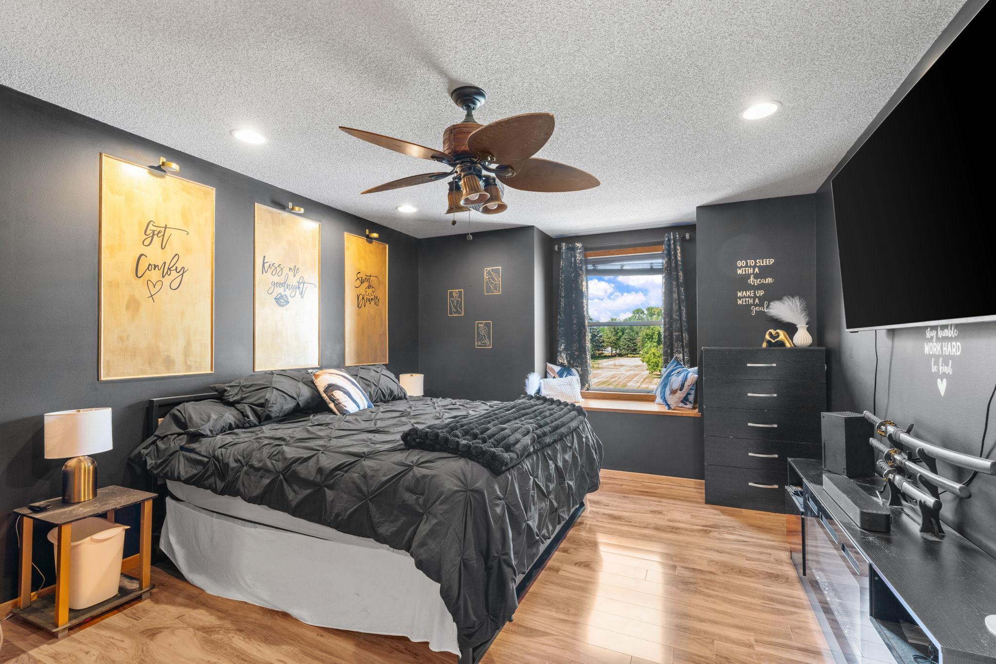 View of Residential at 14260 Estates Avenue, Apple Valley MN 55124, Apple Valley (17 of 34) - Mike Wilen | Minnesota Team Real Estate