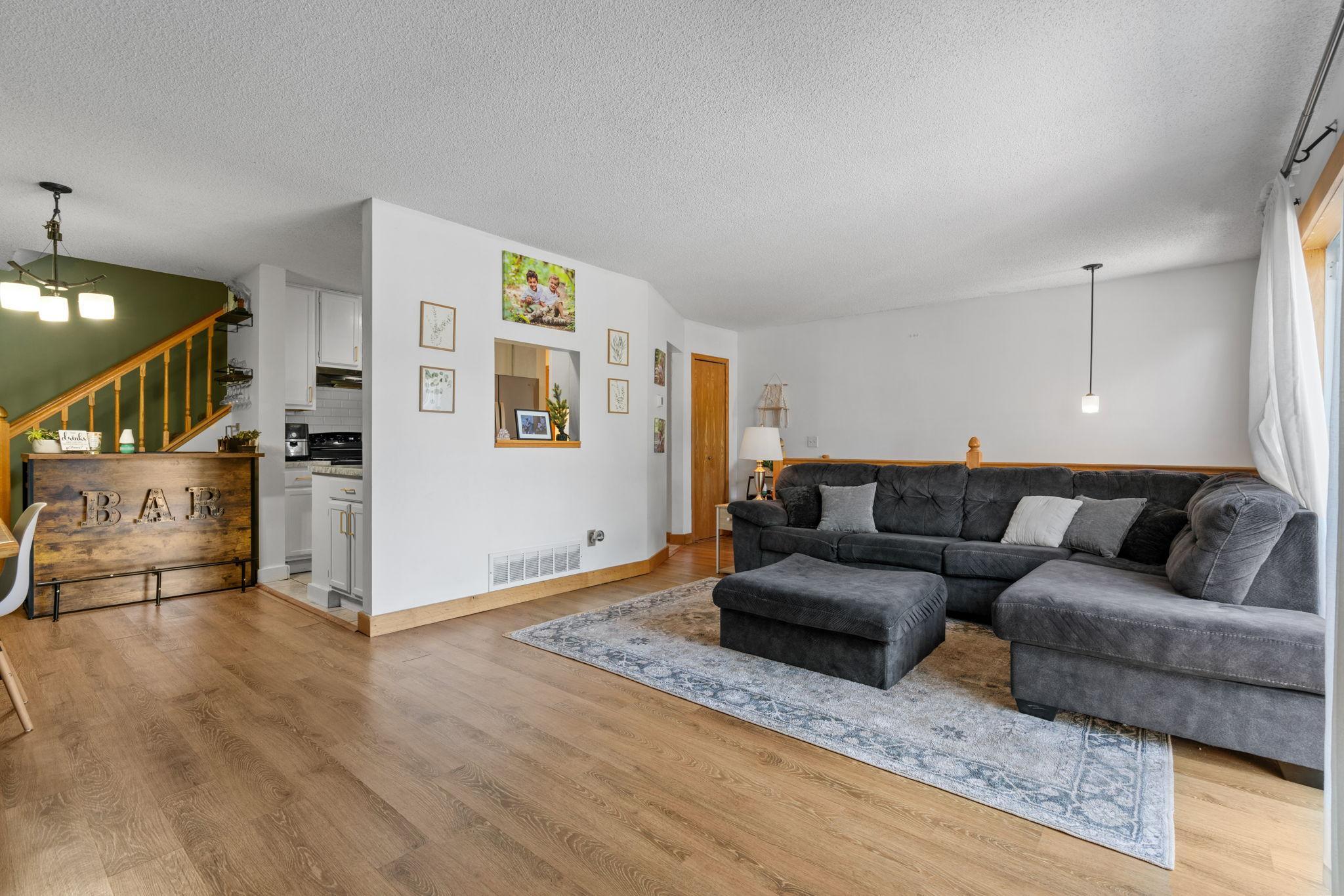 View of Residential at 14260 Estates Avenue, Apple Valley MN 55124, Apple Valley (7 of 34) - Mike Wilen | Minnesota Team Real Estate