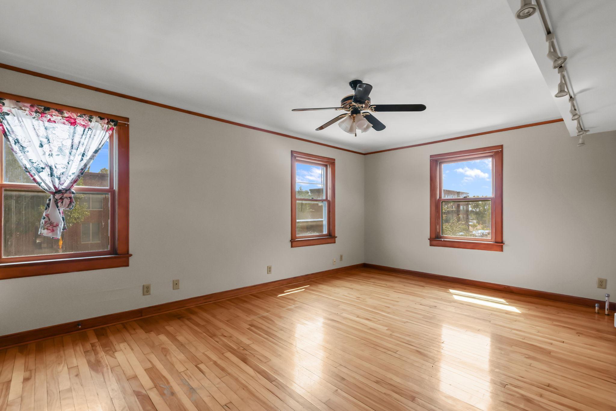 View of Commercial Sale at 539 Payne Avenue, Saint Paul MN 55130, Saint Paul (21 of 30) - Mike Wilen | Minnesota Team Real Estate