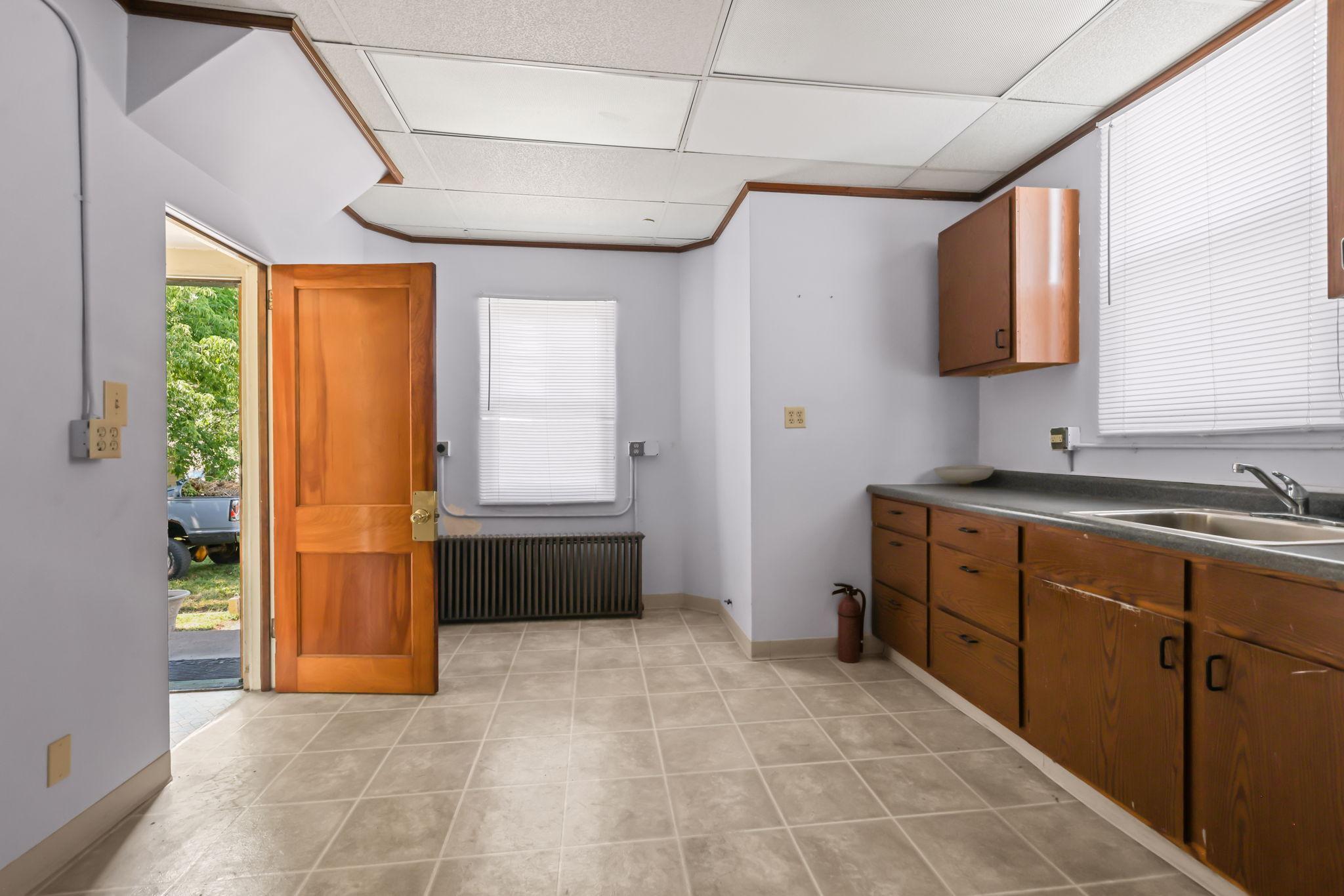 View of Commercial Sale at 539 Payne Avenue, Saint Paul MN 55130, Saint Paul (13 of 30) - Mike Wilen | Minnesota Team Real Estate