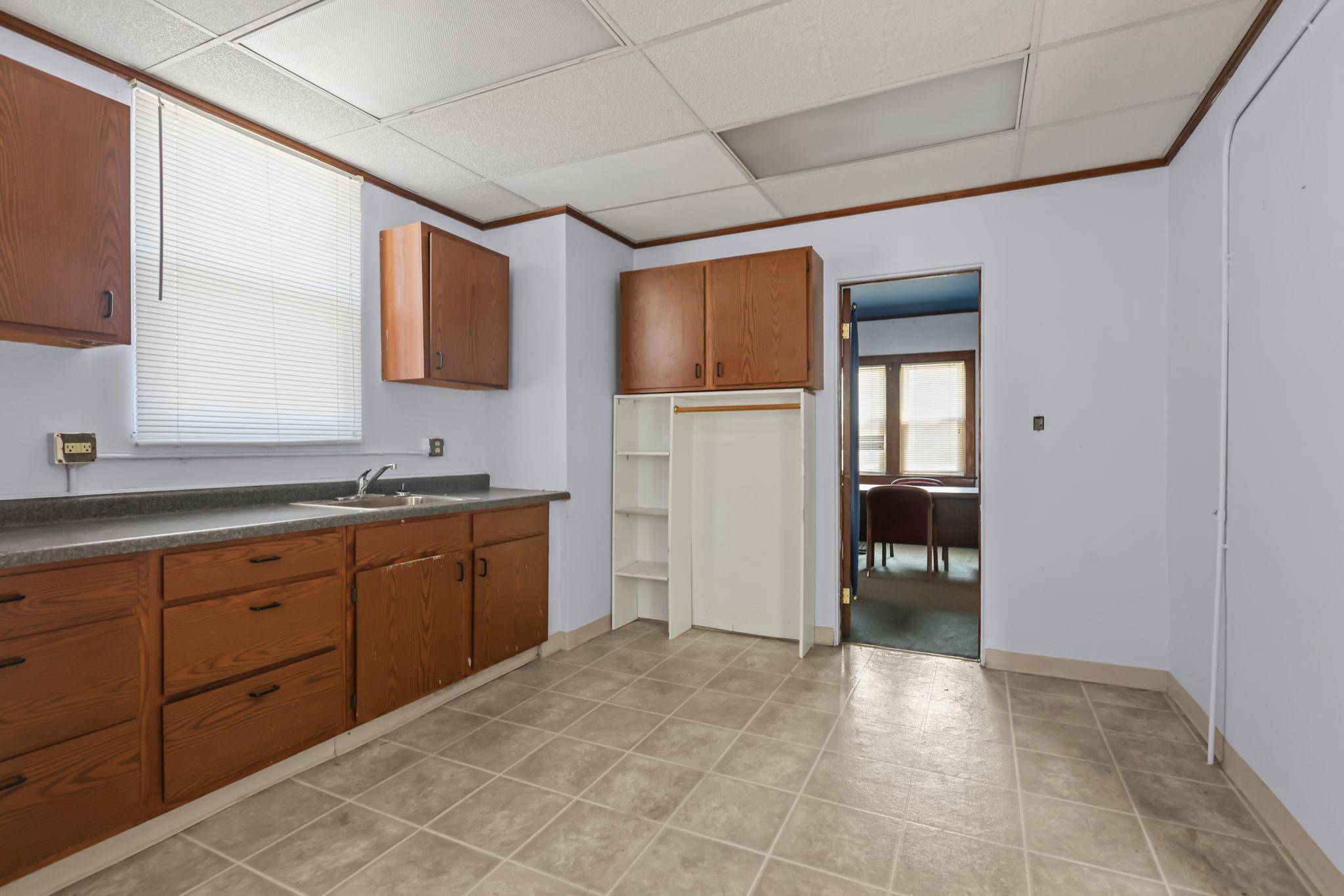 View of Commercial Sale at 539 Payne Avenue, Saint Paul MN 55130, Saint Paul (12 of 30) - Mike Wilen | Minnesota Team Real Estate
