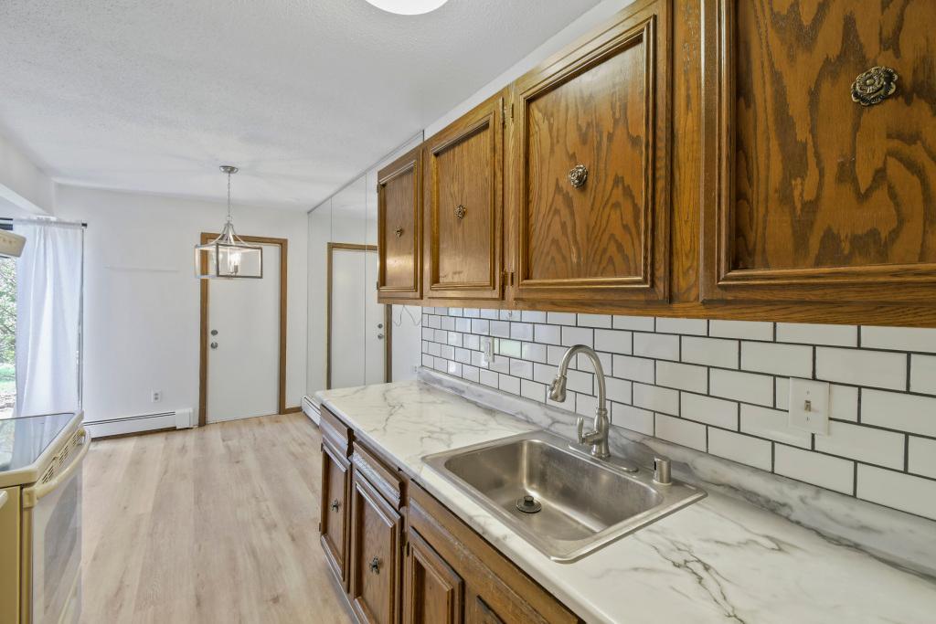 View of Residential at 4400 Cedar Lake Road #3, Saint Louis Park MN 55416, Saint Louis Park (7 of 37) - Mike Wilen | Minnesota Team Real Estate