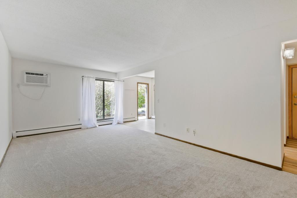 View of Residential at 4400 Cedar Lake Road #3, Saint Louis Park MN 55416, Saint Louis Park (18 of 37) - Mike Wilen | Minnesota Team Real Estate