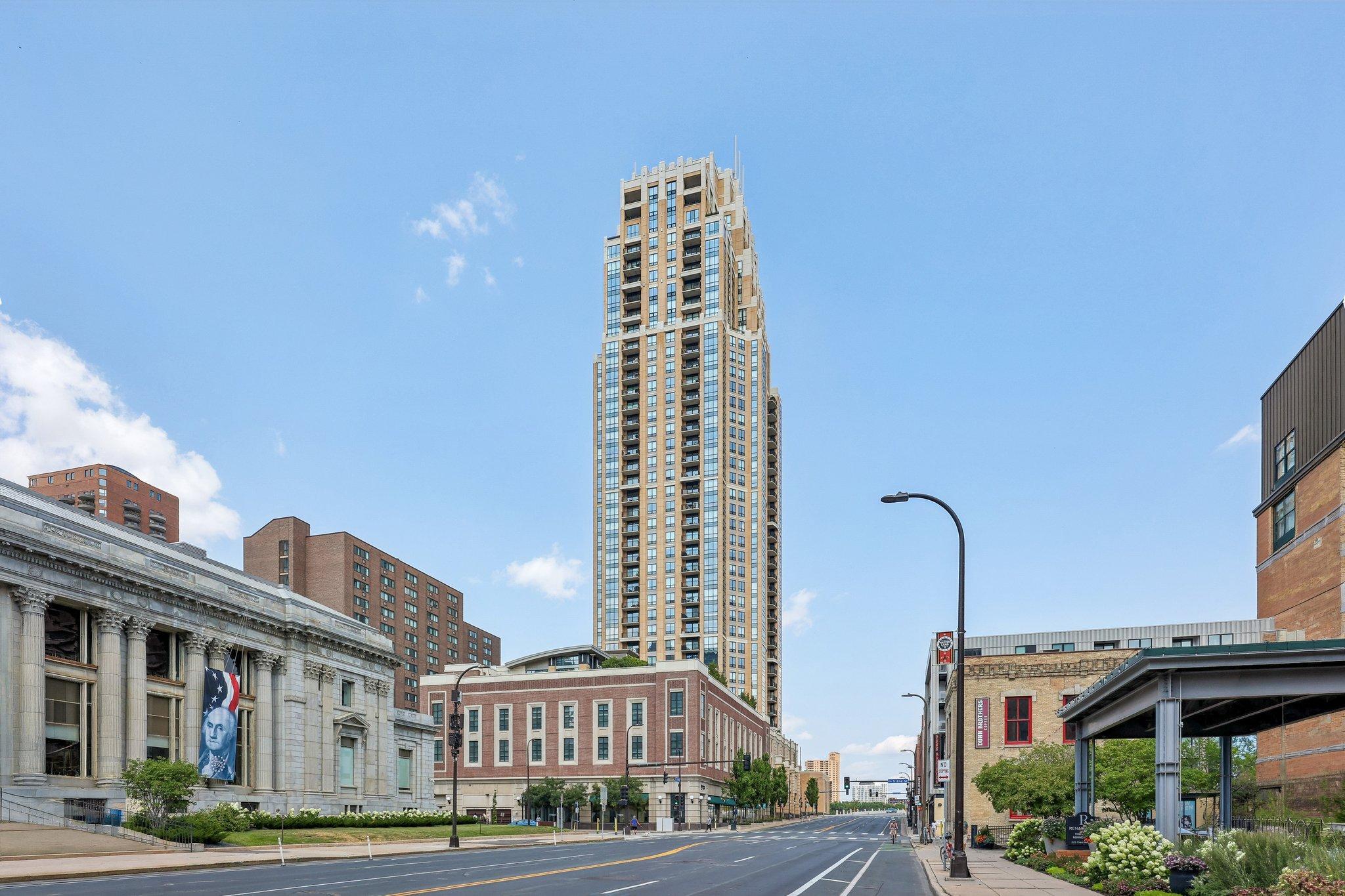 View of Residential at 100 3rd Avenue #1006, Minneapolis MN 55401, Minneapolis (52 of 56) - Mike Wilen | Minnesota Team Real Estate