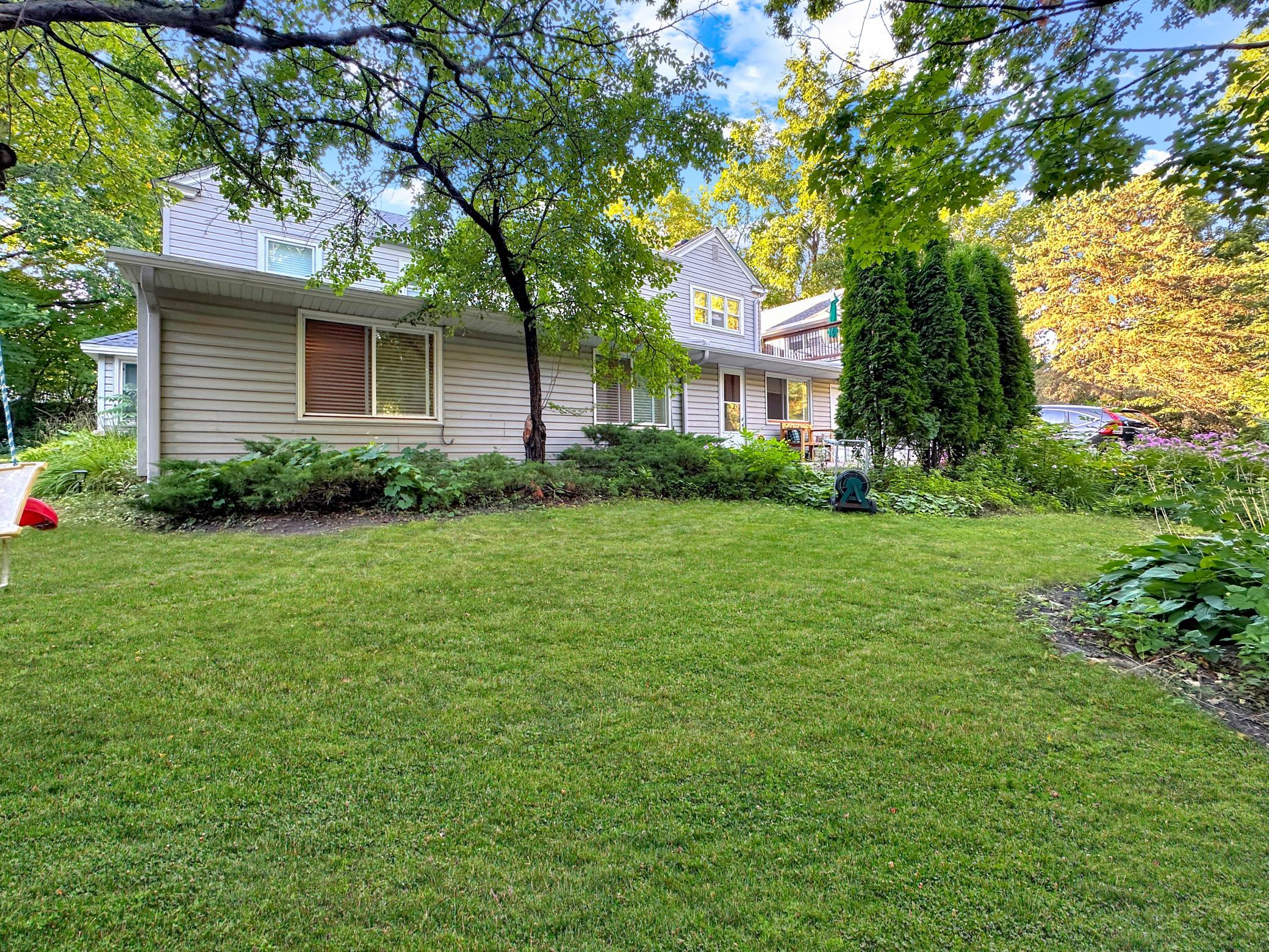 View of Residential at 251 Lake Street, Excelsior MN 55331, Excelsior (43 of 46) - Mike Wilen | Minnesota Team Real Estate