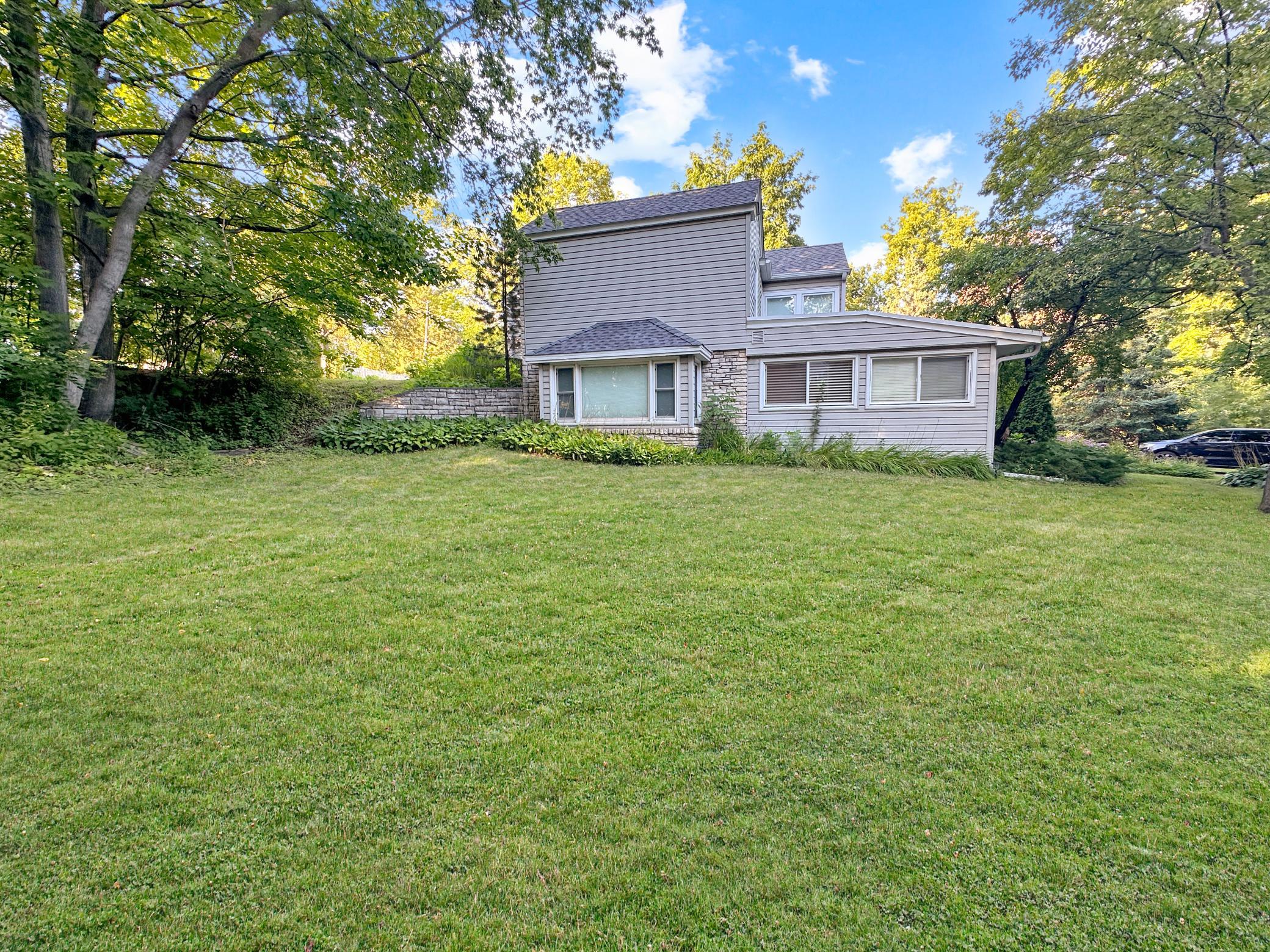 View of Residential at 251 Lake Street, Excelsior MN 55331, Excelsior (42 of 46) - Mike Wilen | Minnesota Team Real Estate
