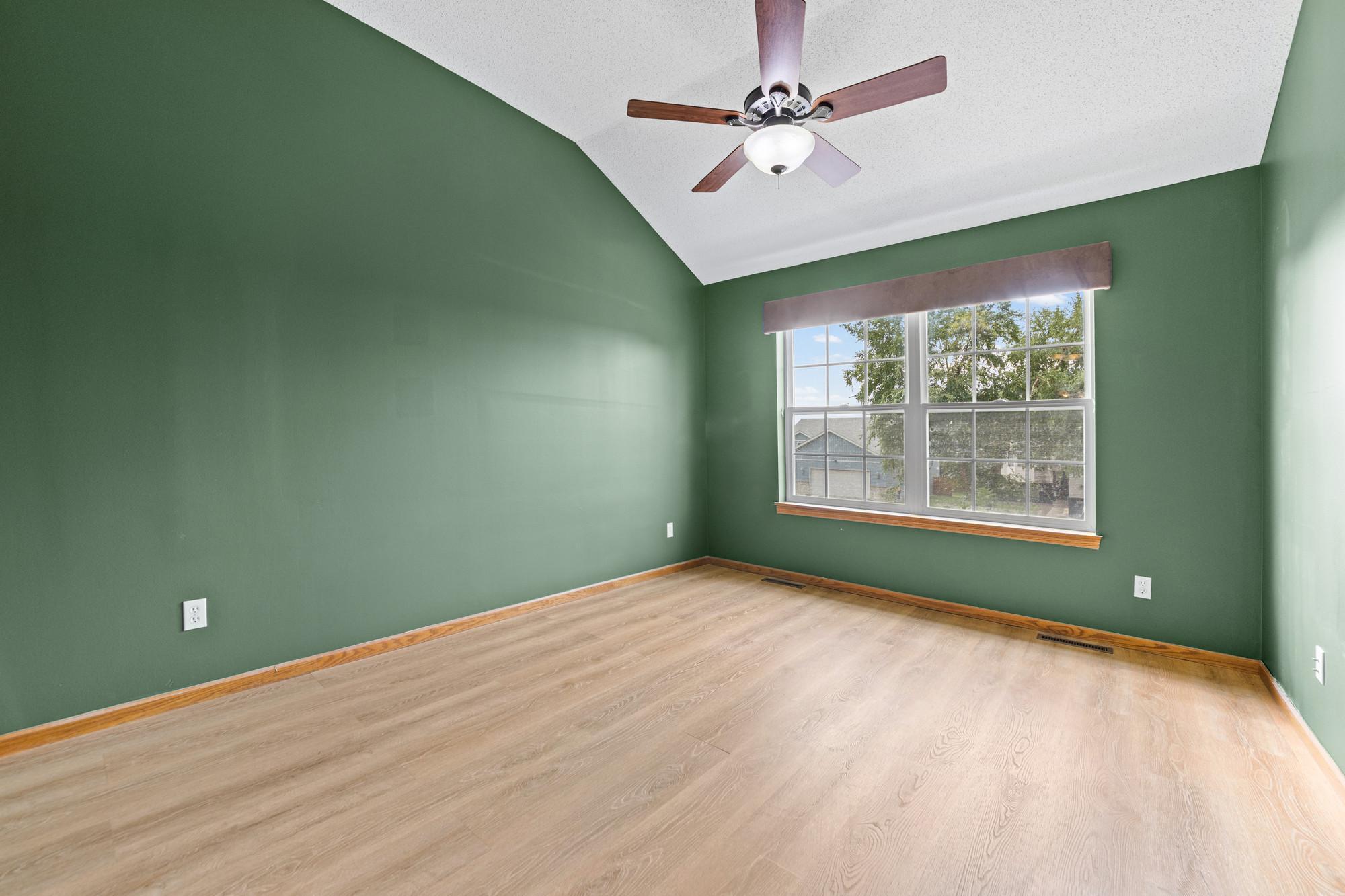 View of Residential at 941 Newport Avenue, Shakopee MN 55379, Shakopee (26 of 40) - Mike Wilen | Minnesota Team Real Estate