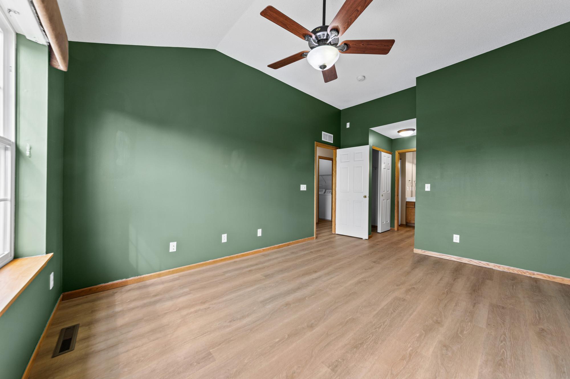 View of Residential at 941 Newport Avenue, Shakopee MN 55379, Shakopee (24 of 40) - Mike Wilen | Minnesota Team Real Estate