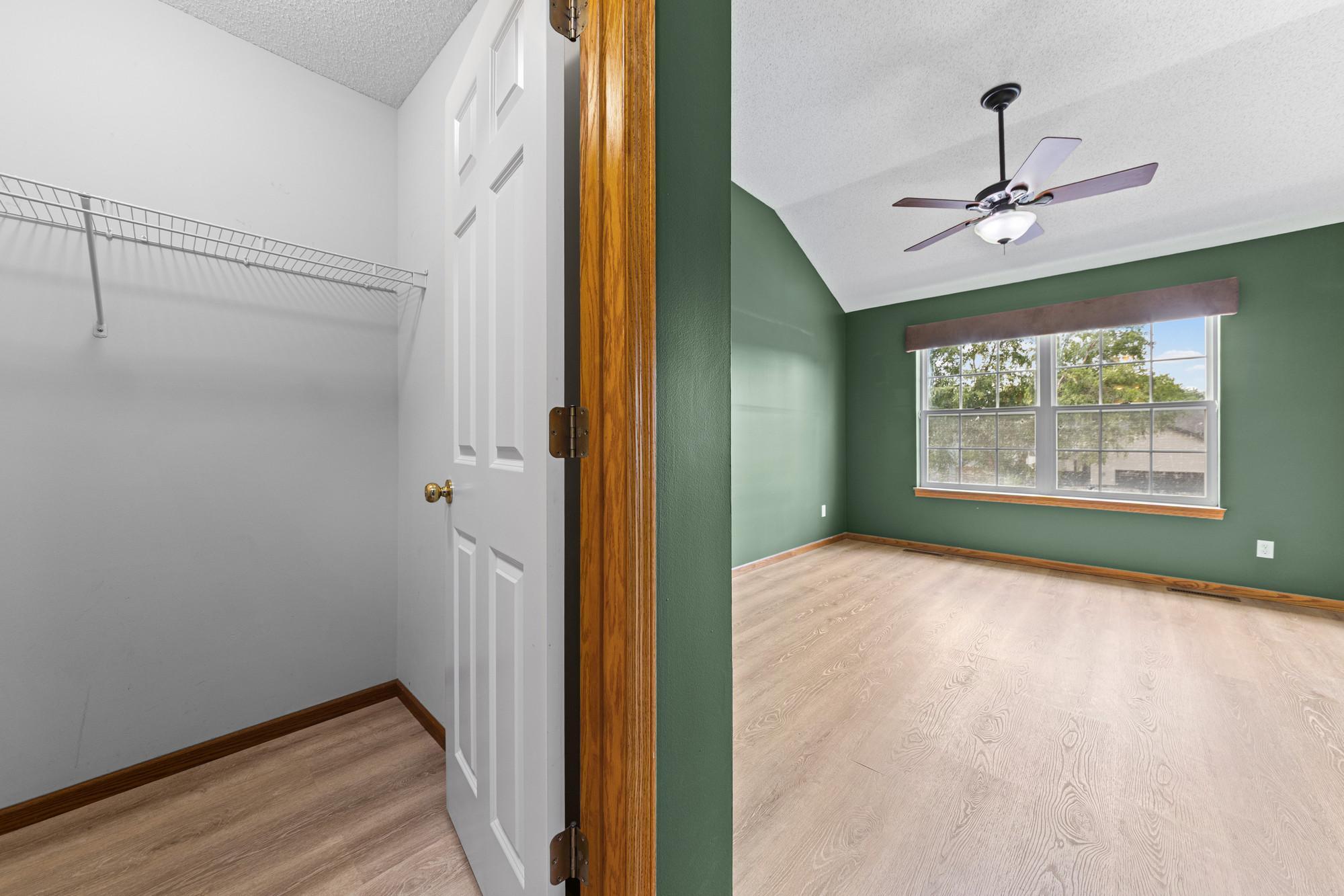 View of Residential at 941 Newport Avenue, Shakopee MN 55379, Shakopee (22 of 40) - Mike Wilen | Minnesota Team Real Estate