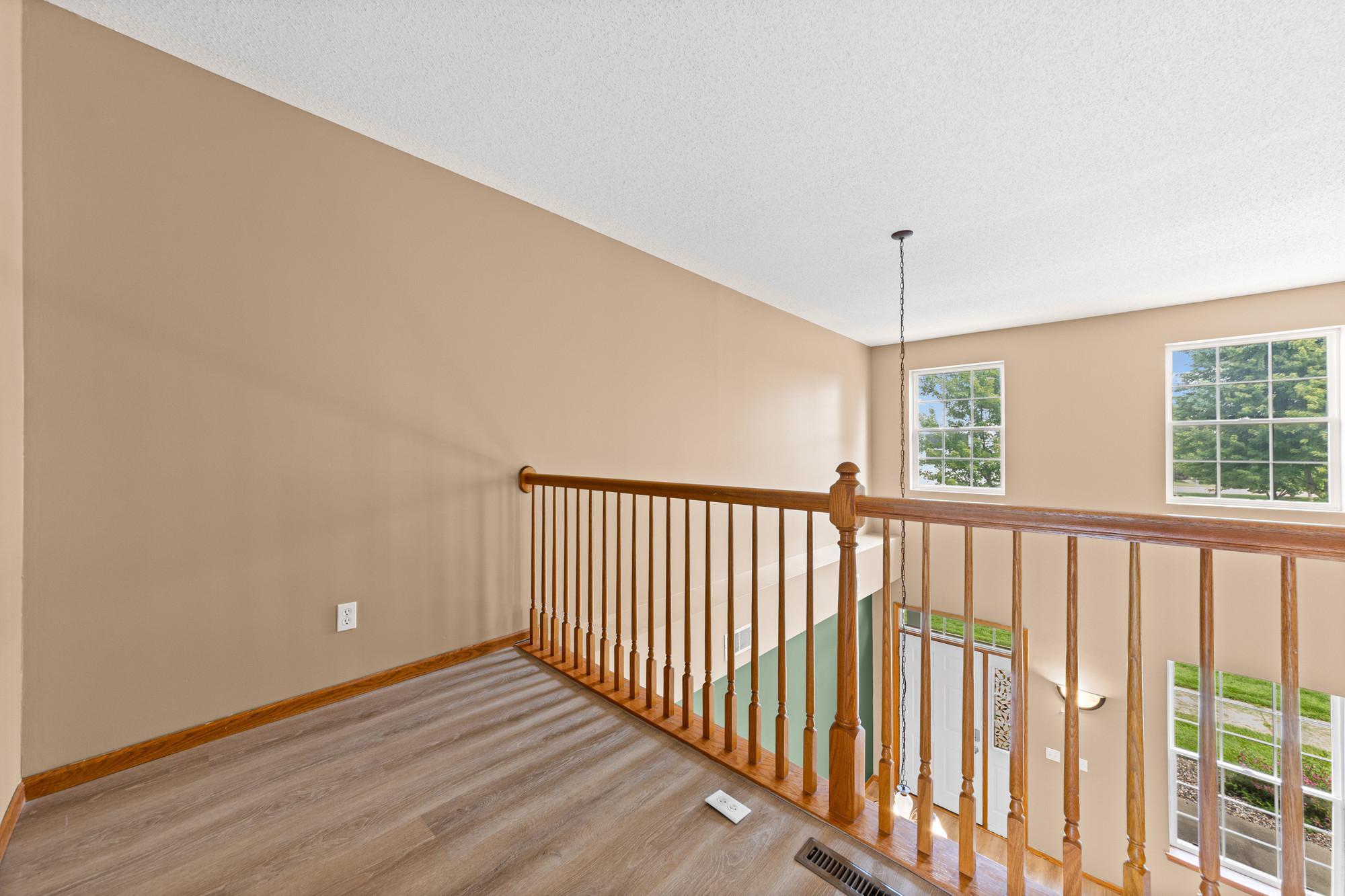View of Residential at 941 Newport Avenue, Shakopee MN 55379, Shakopee (16 of 40) - Mike Wilen | Minnesota Team Real Estate