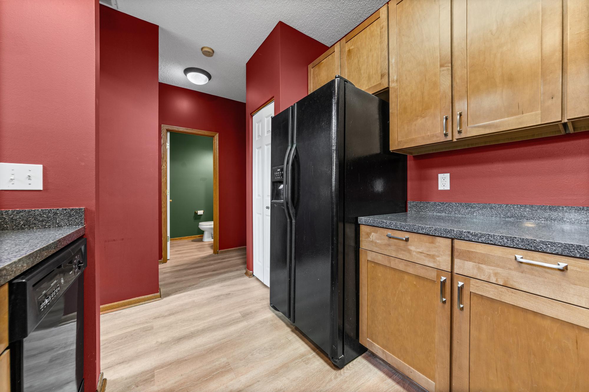 View of Residential at 941 Newport Avenue, Shakopee MN 55379, Shakopee (13 of 40) - Mike Wilen | Minnesota Team Real Estate
