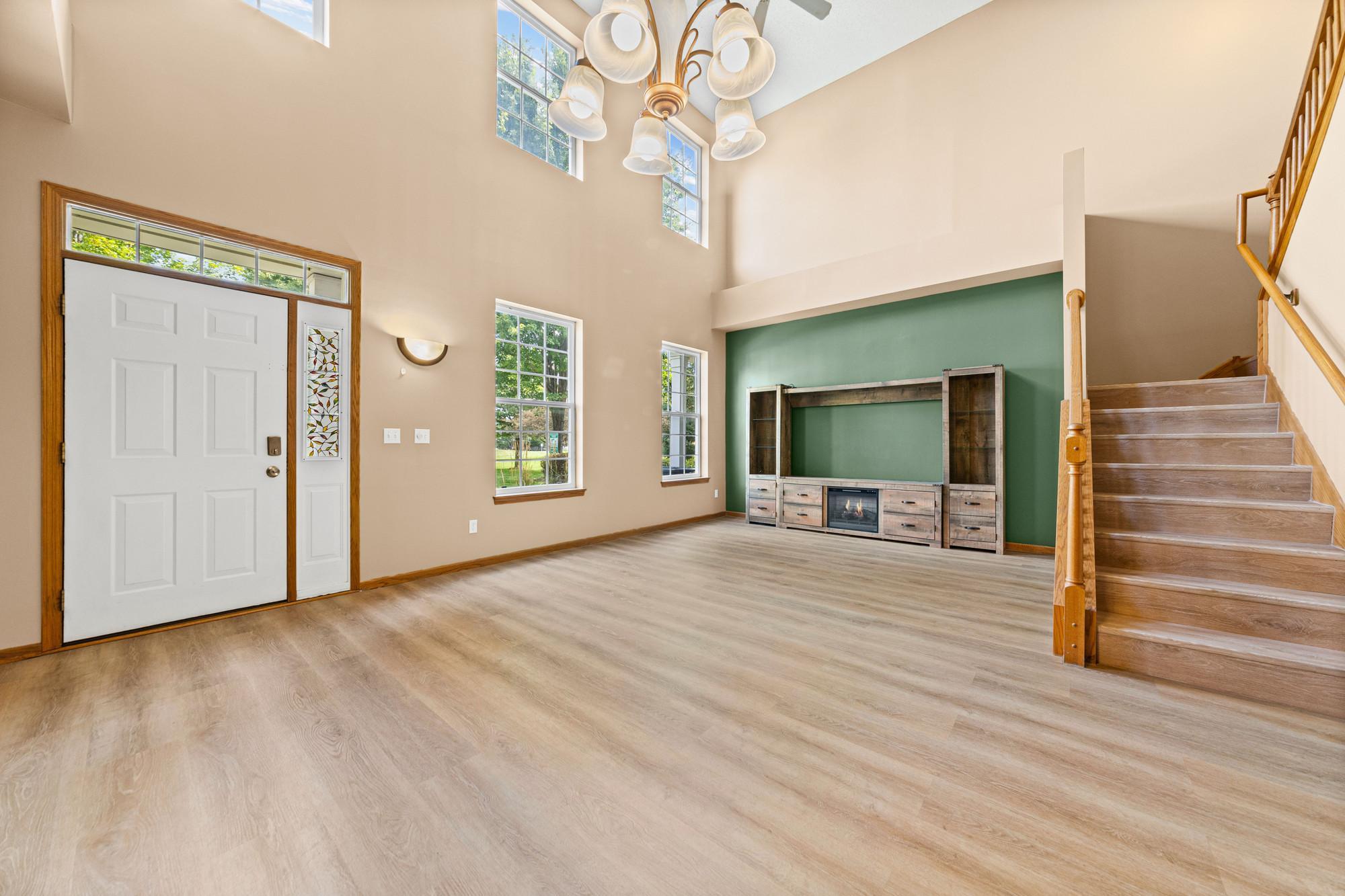 View of Residential at 941 Newport Avenue, Shakopee MN 55379, Shakopee (10 of 40) - Mike Wilen | Minnesota Team Real Estate