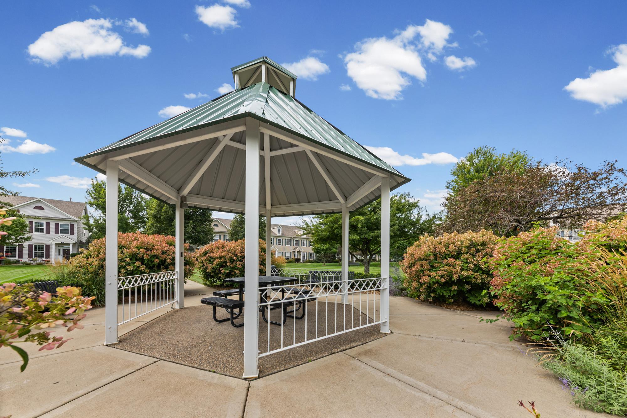 View of Residential at 941 Newport Avenue, Shakopee MN 55379, Shakopee (31 of 40) - Mike Wilen | Minnesota Team Real Estate
