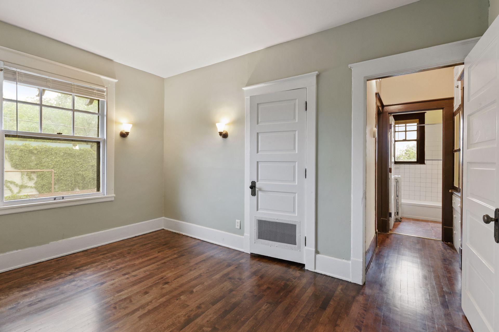 View of Residential Income at 1108 28th Street, Minneapolis MN 55408, Minneapolis (9 of 17) - Mike Wilen | Minnesota Team Real Estate