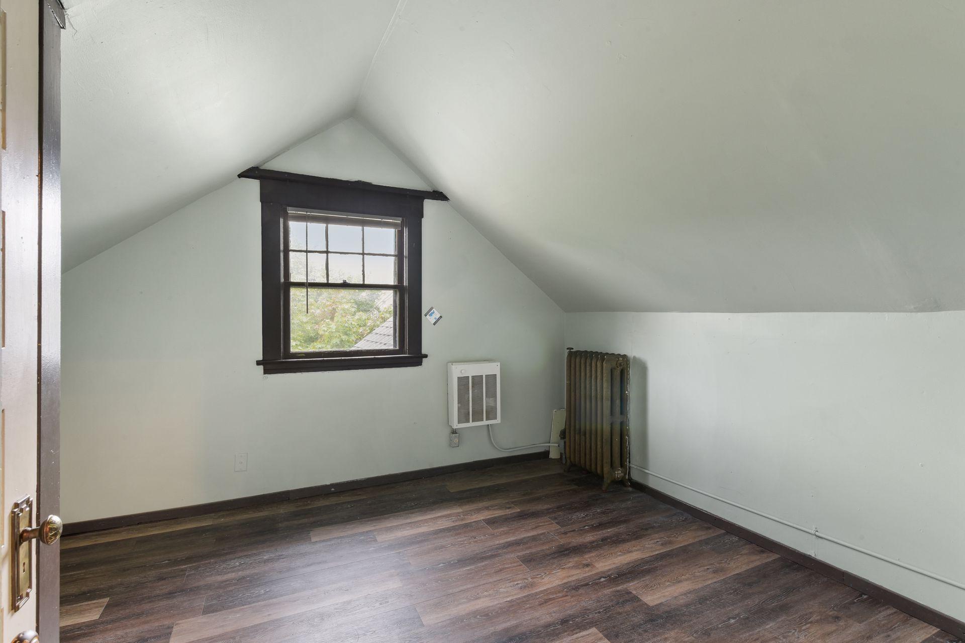 View of Residential Income at 1108 28th Street, Minneapolis MN 55408, Minneapolis (16 of 17) - Mike Wilen | Minnesota Team Real Estate