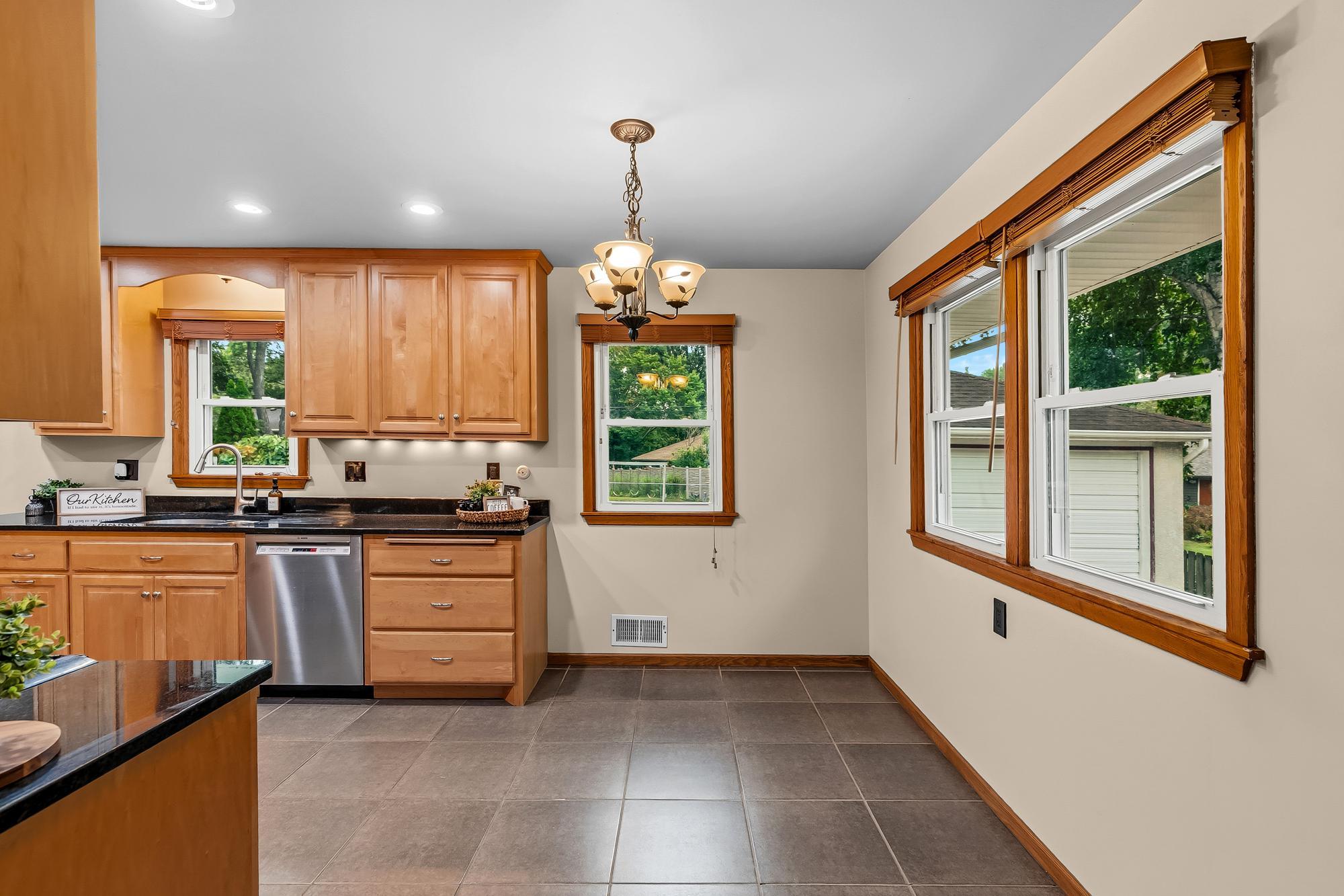 View of Residential at 1843 Grant Road, Arden Hills MN 55112, Arden Hills (5 of 34) - Mike Wilen | Minnesota Team Real Estate
